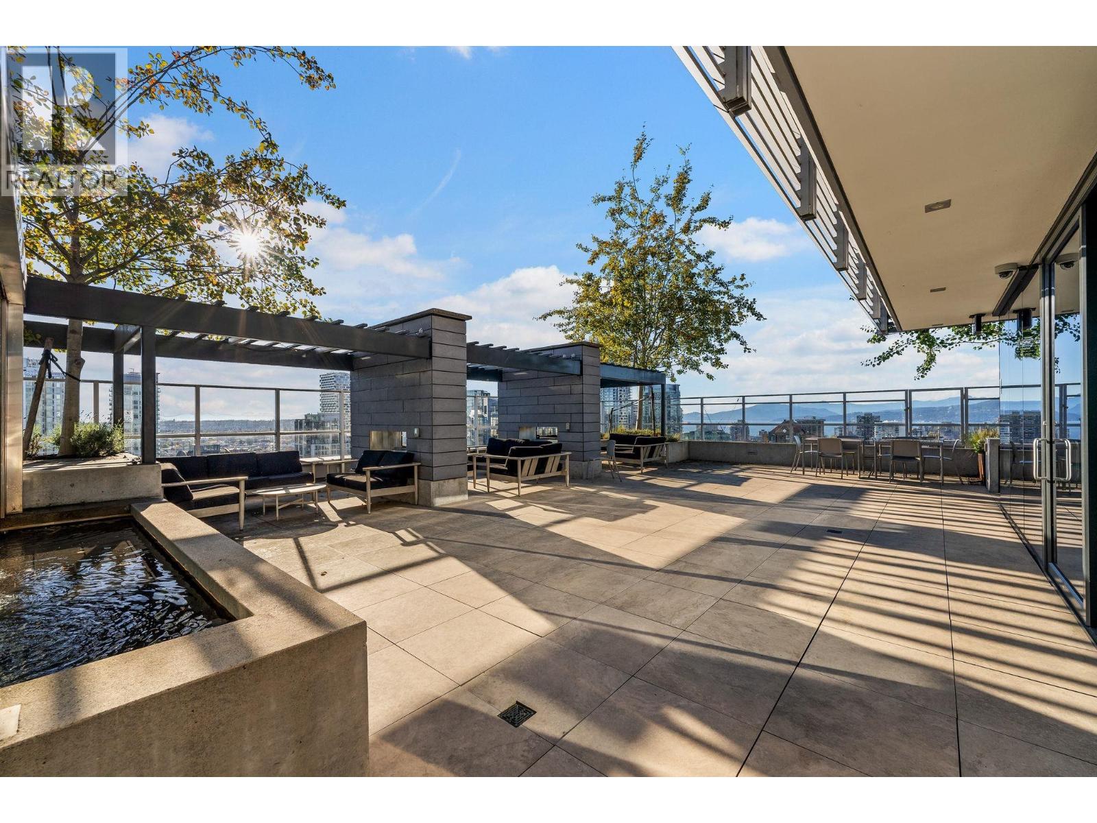 1610 1111 Richards Street Property Photo 31