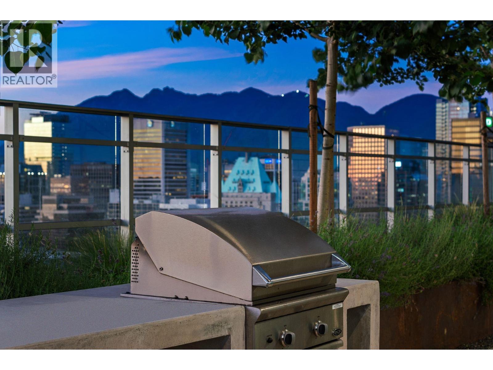 1610 1111 Richards Street Property Photo 34
