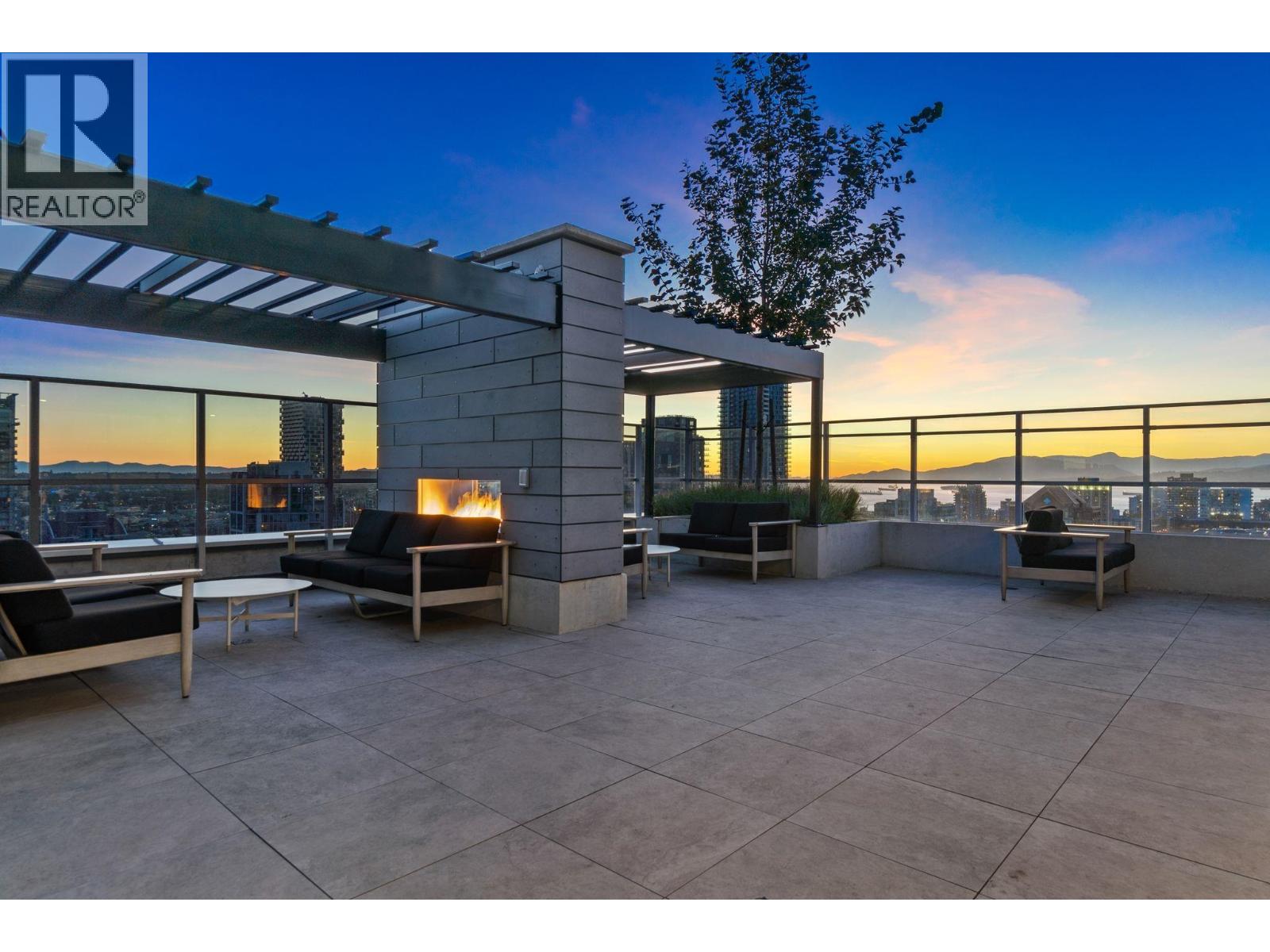 1610 1111 Richards Street Property Photo 36