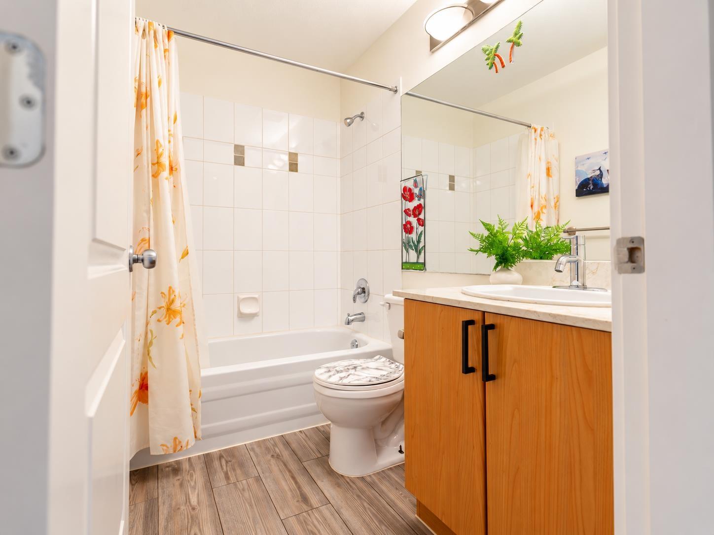33 5839 Panorama Drive Property Photo 20