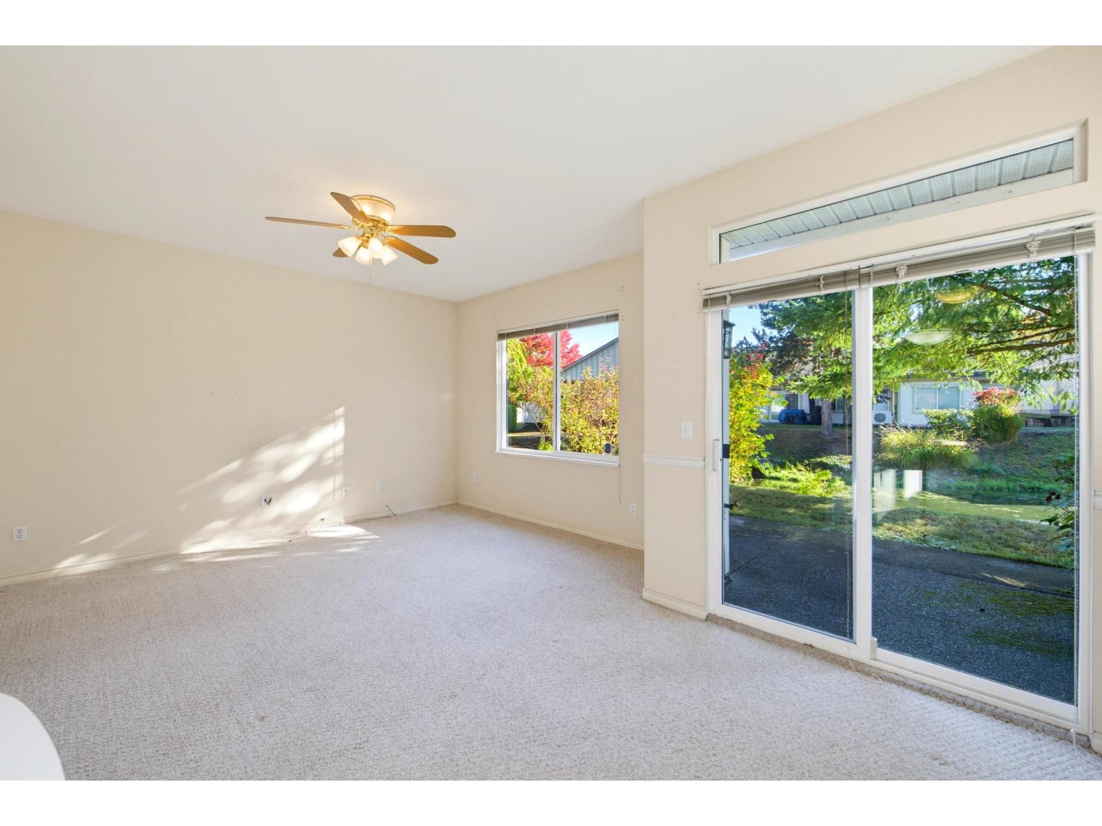 215 20655 88 Avenue Property Photo 24