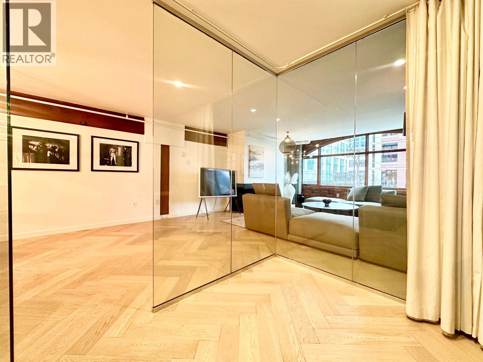 5-4 550 Beatty Street Property Photo 8