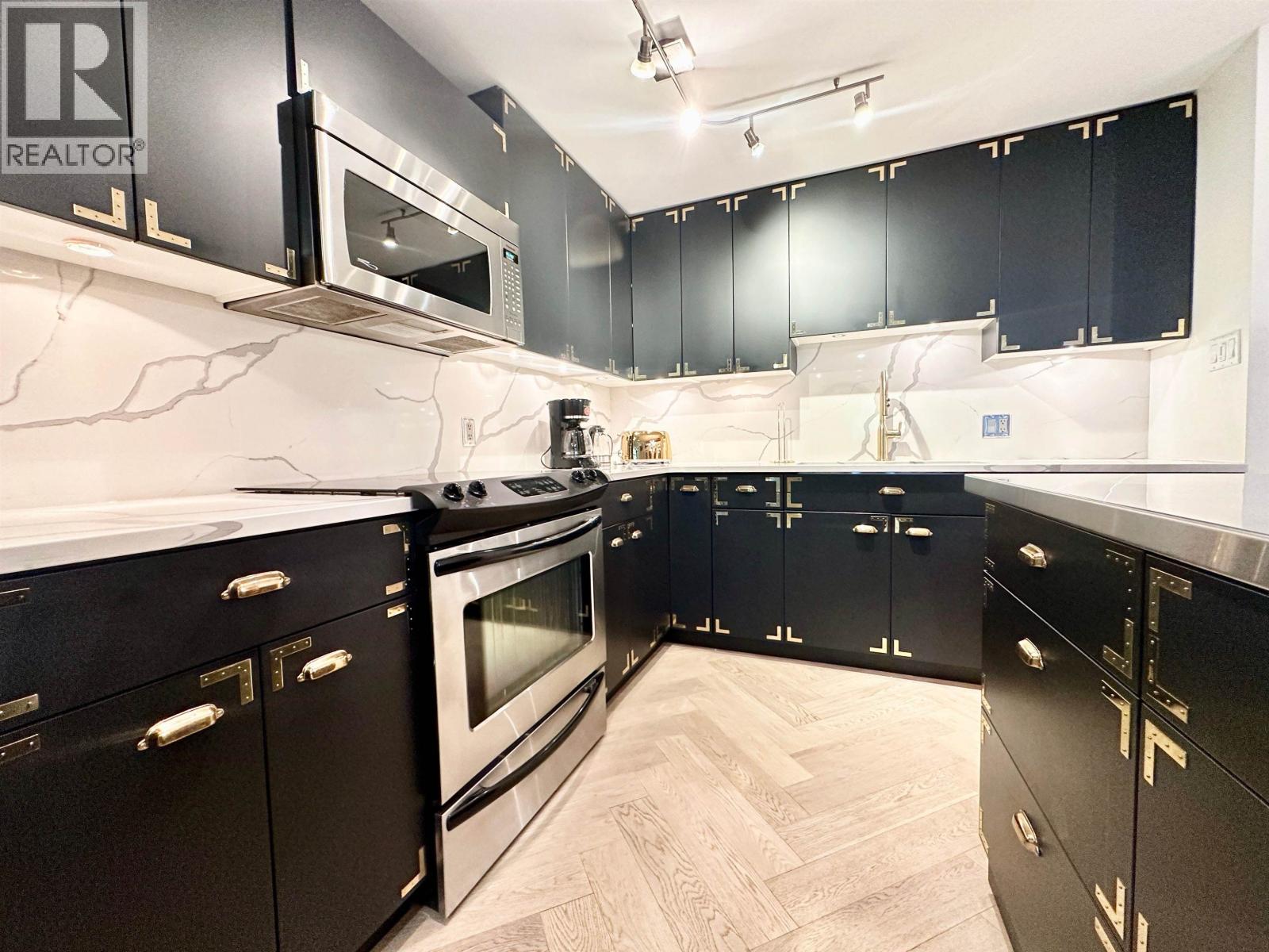 5-4 550 Beatty Street Property Photo 11