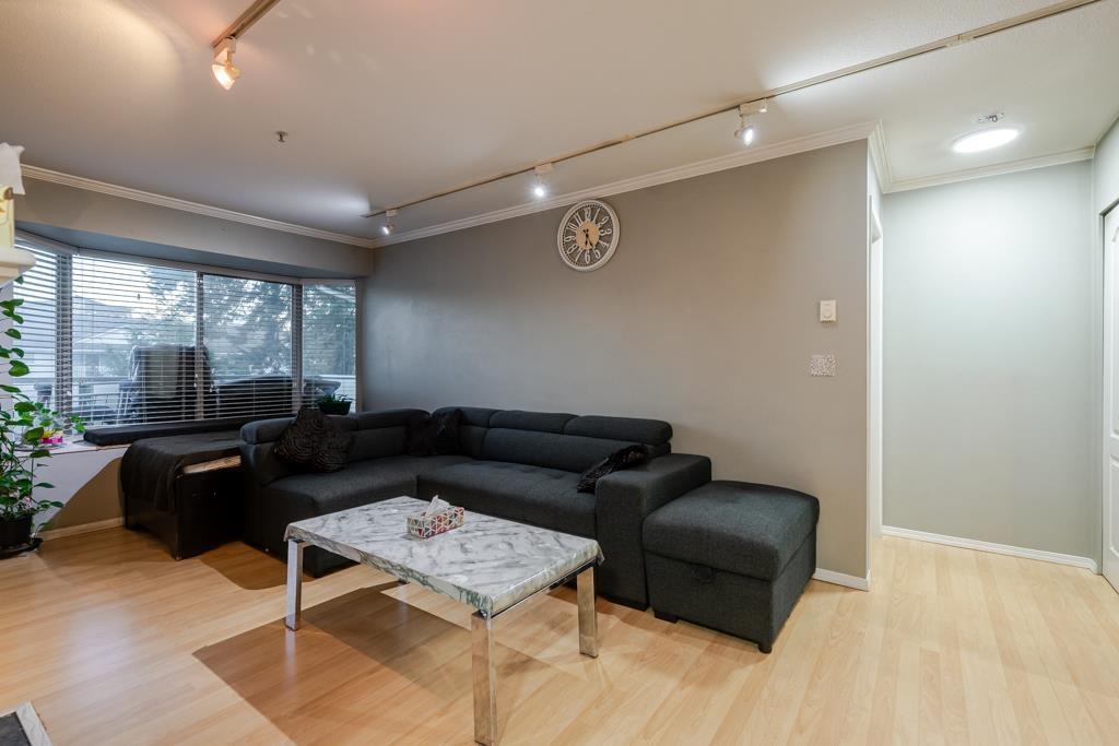 307 2958 Trethewey Street Property Photo 9