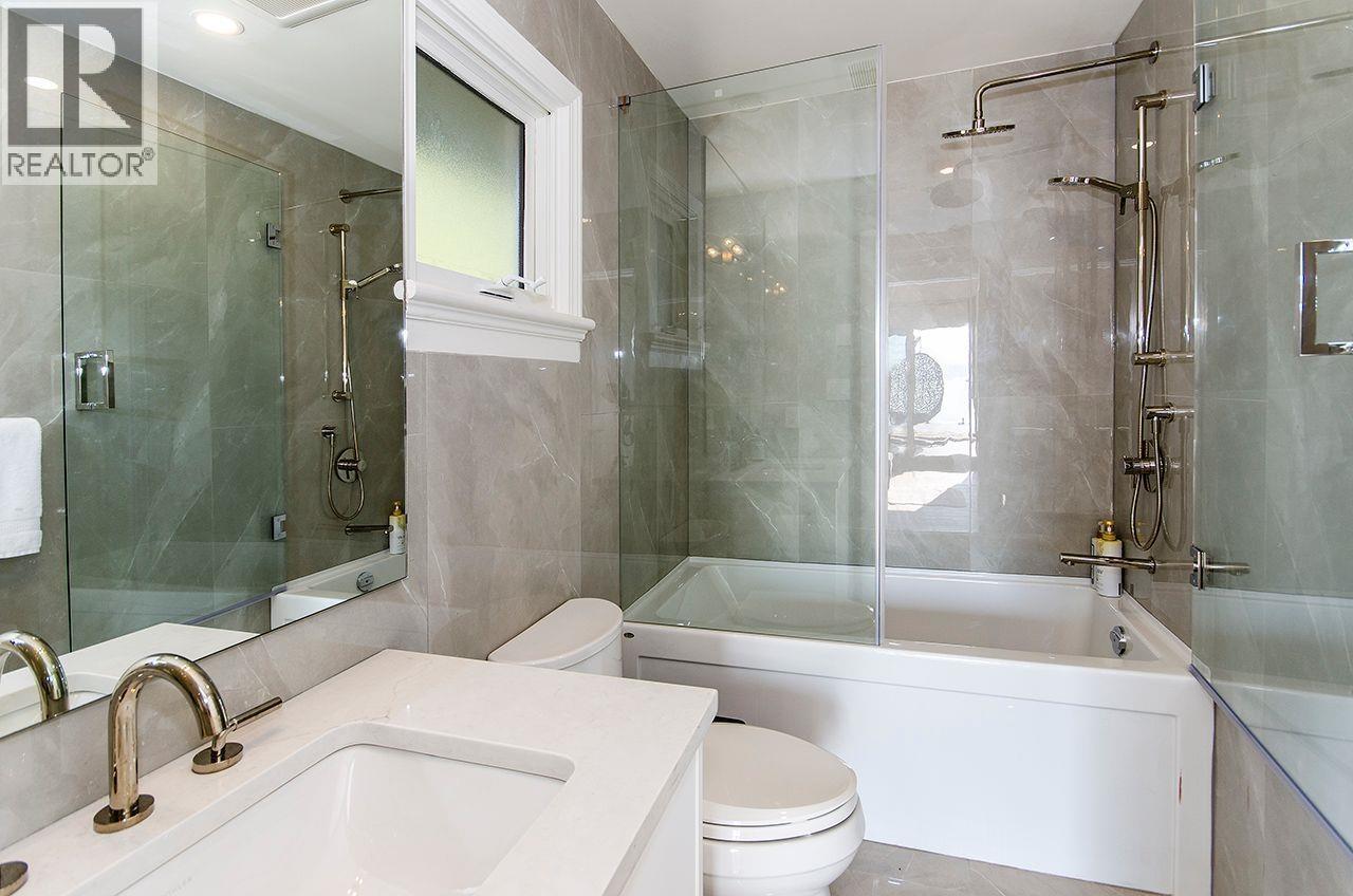 13 Ocean Point Drive Property Photo 19