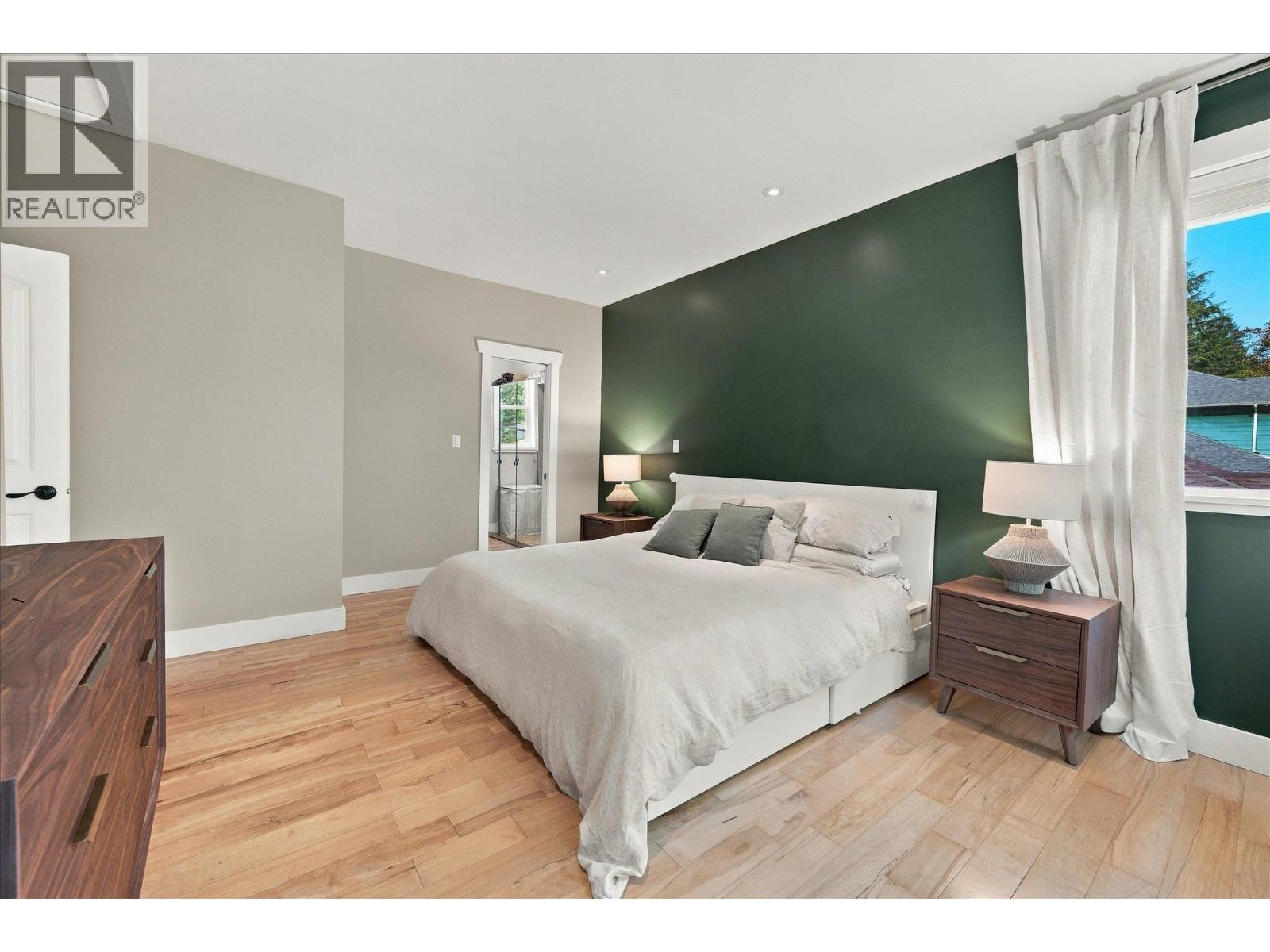 38590 Westway Avenue Property Photo 13