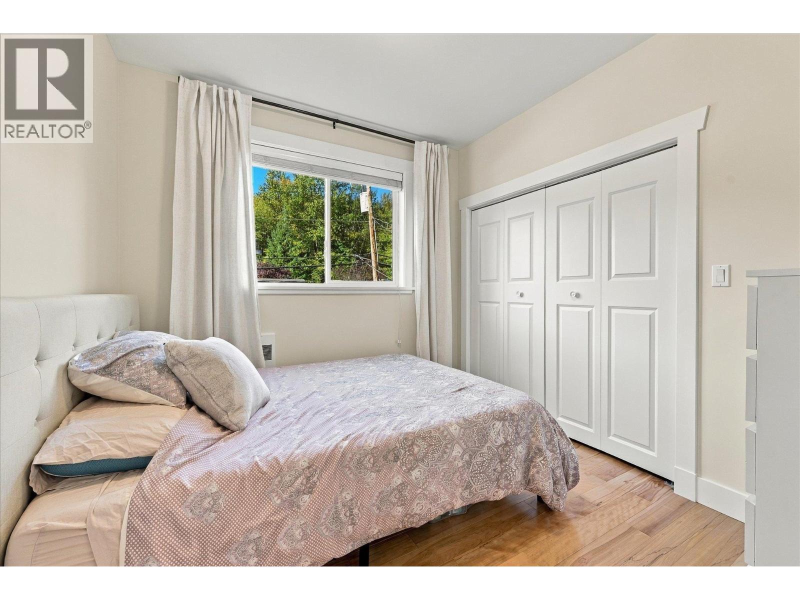 38590 Westway Avenue Property Photo 16