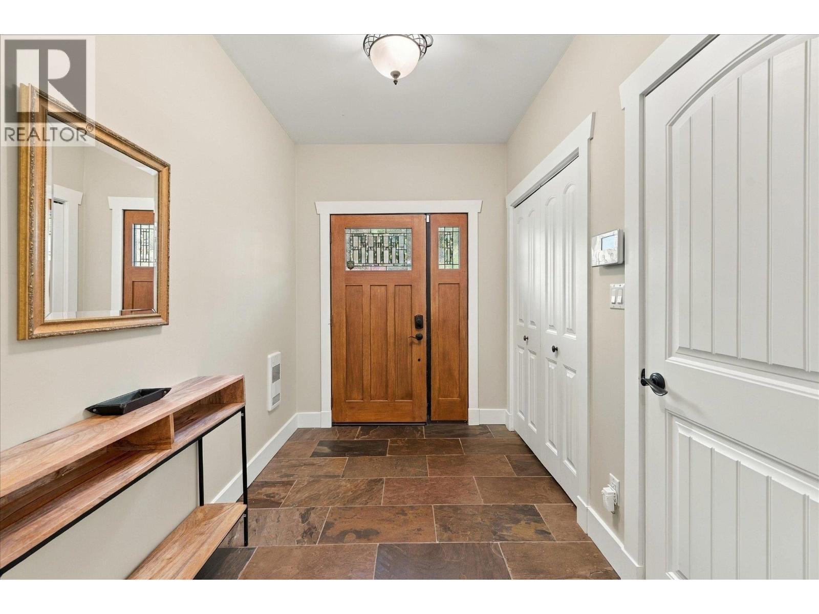 38590 Westway Avenue Property Photo 28