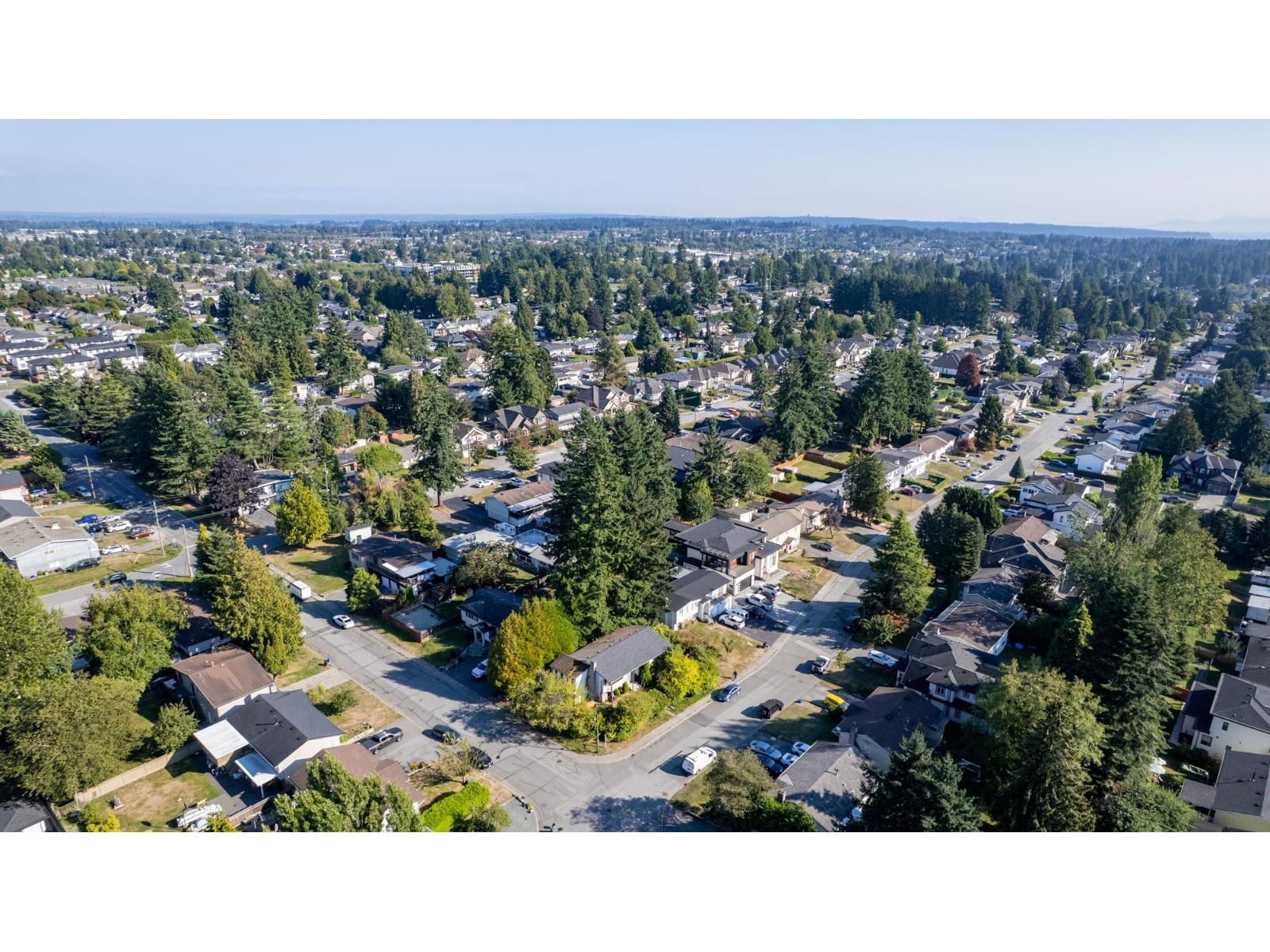 7946 116 A Street Property Photo 7