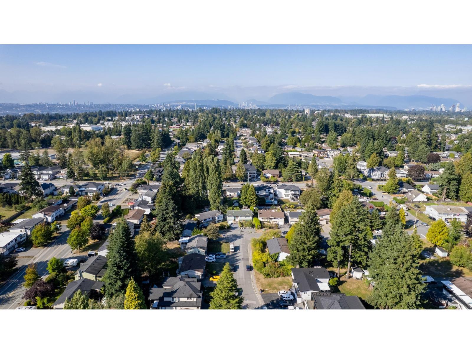 7946 116 A Street Property Photo 10