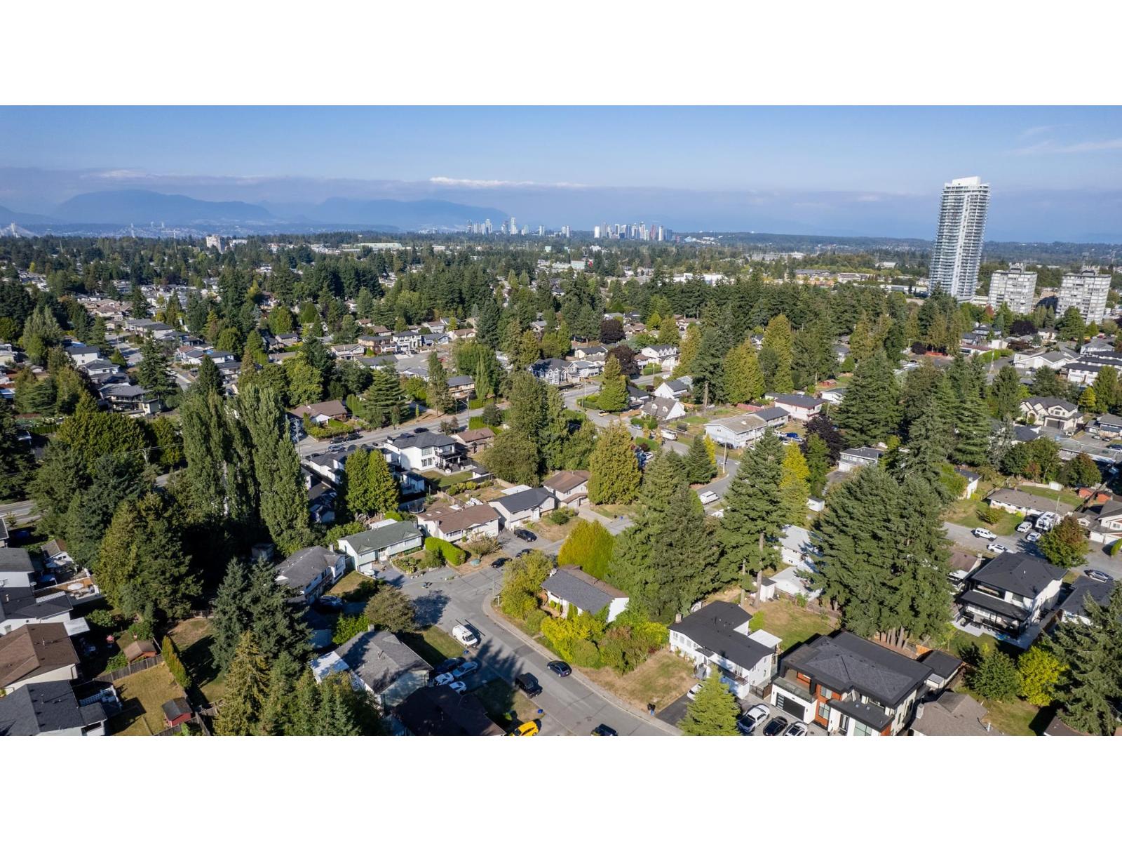 7946 116 A Street Property Photo 11