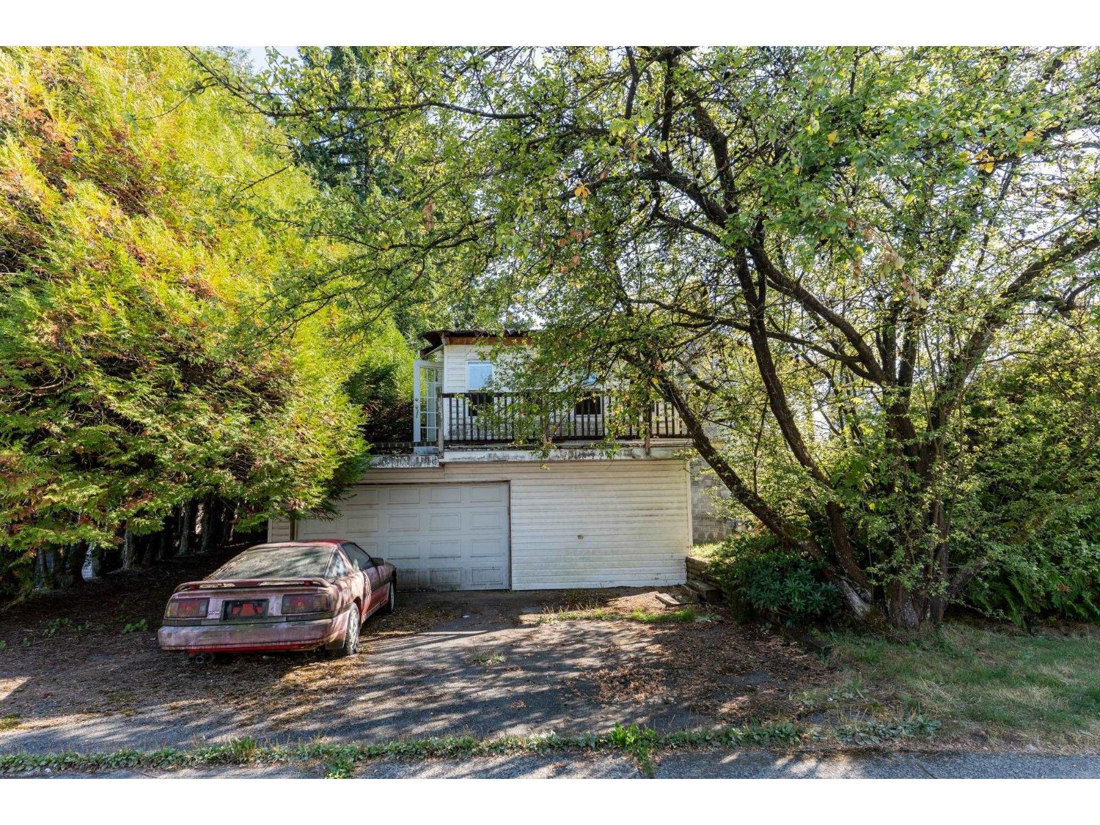 7946 116 A Street Property Photo 15