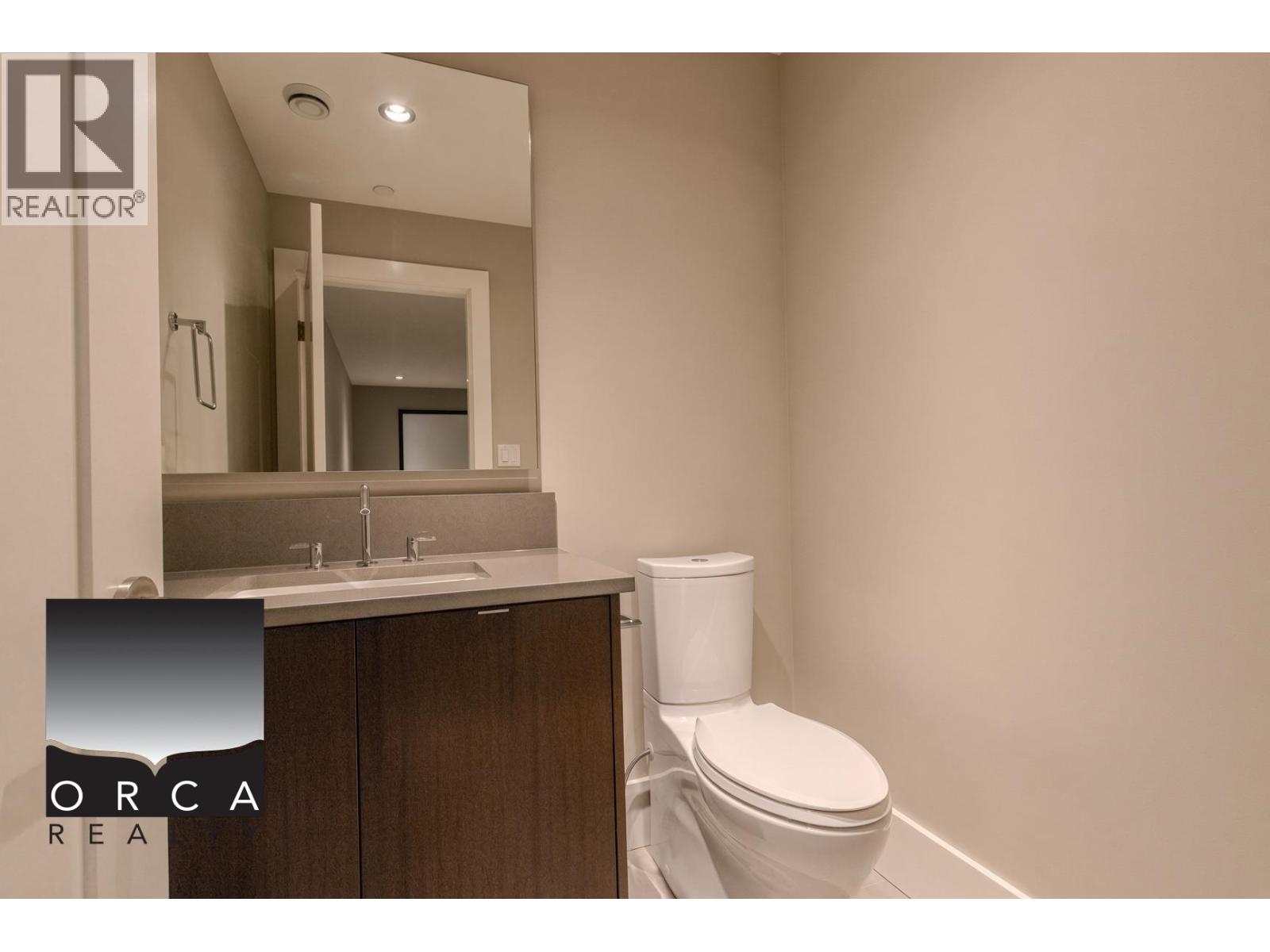 2551 Highgrove Mews Property Photo 14