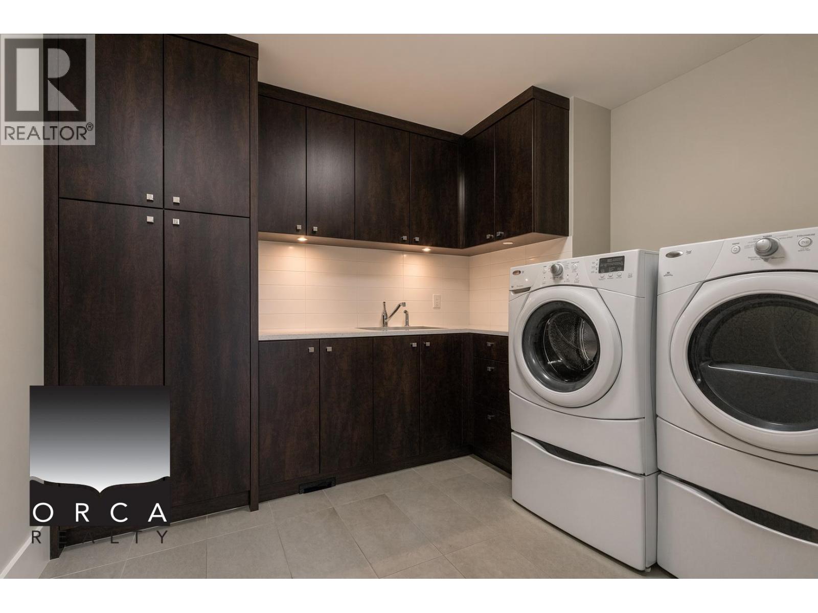 2551 Highgrove Mews Property Photo 15