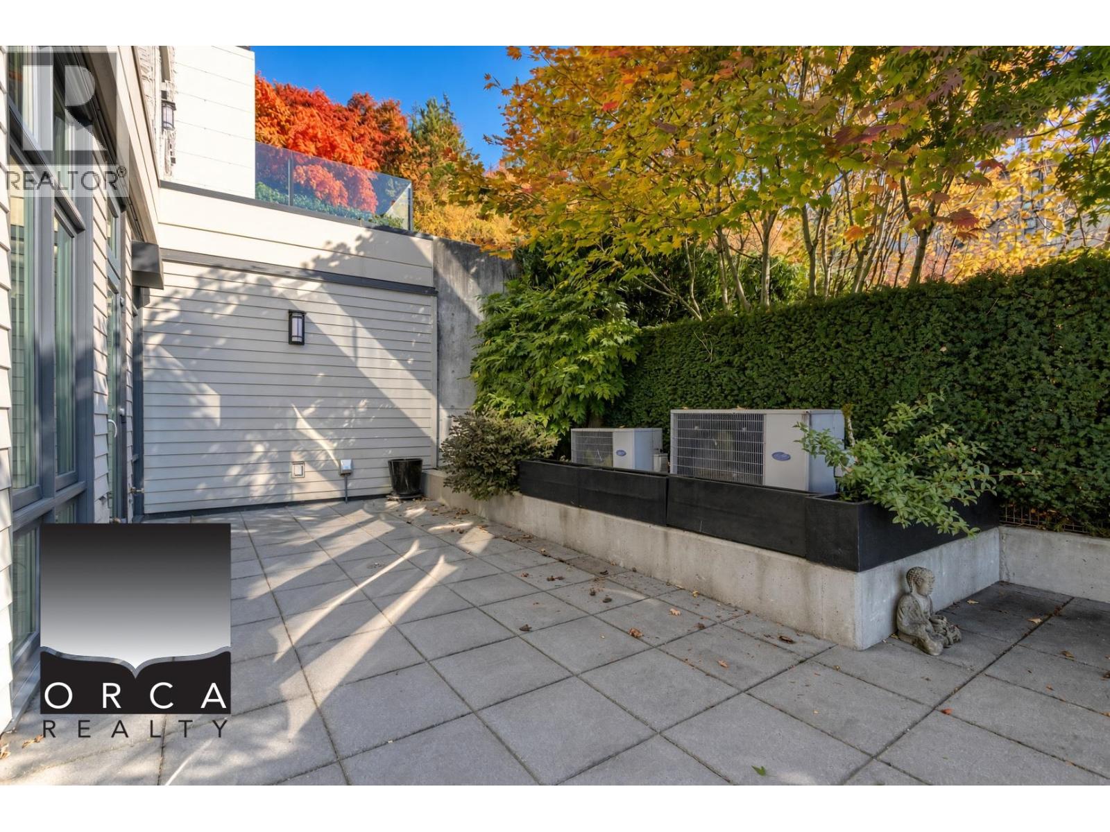 2551 Highgrove Mews Property Photo 37