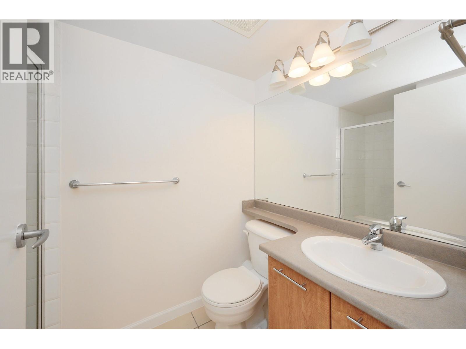 1703 7831 Westminster Highway Property Photo 3