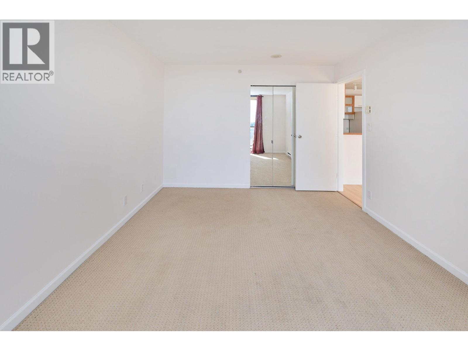 1703 7831 Westminster Highway Property Photo 11