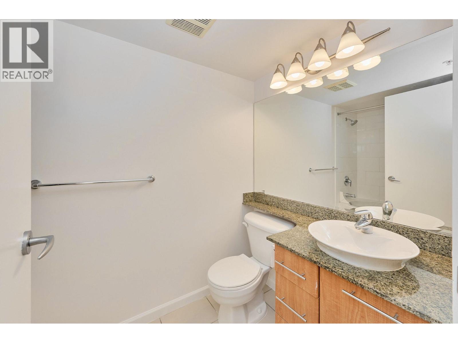 1703 7831 Westminster Highway Property Photo 14