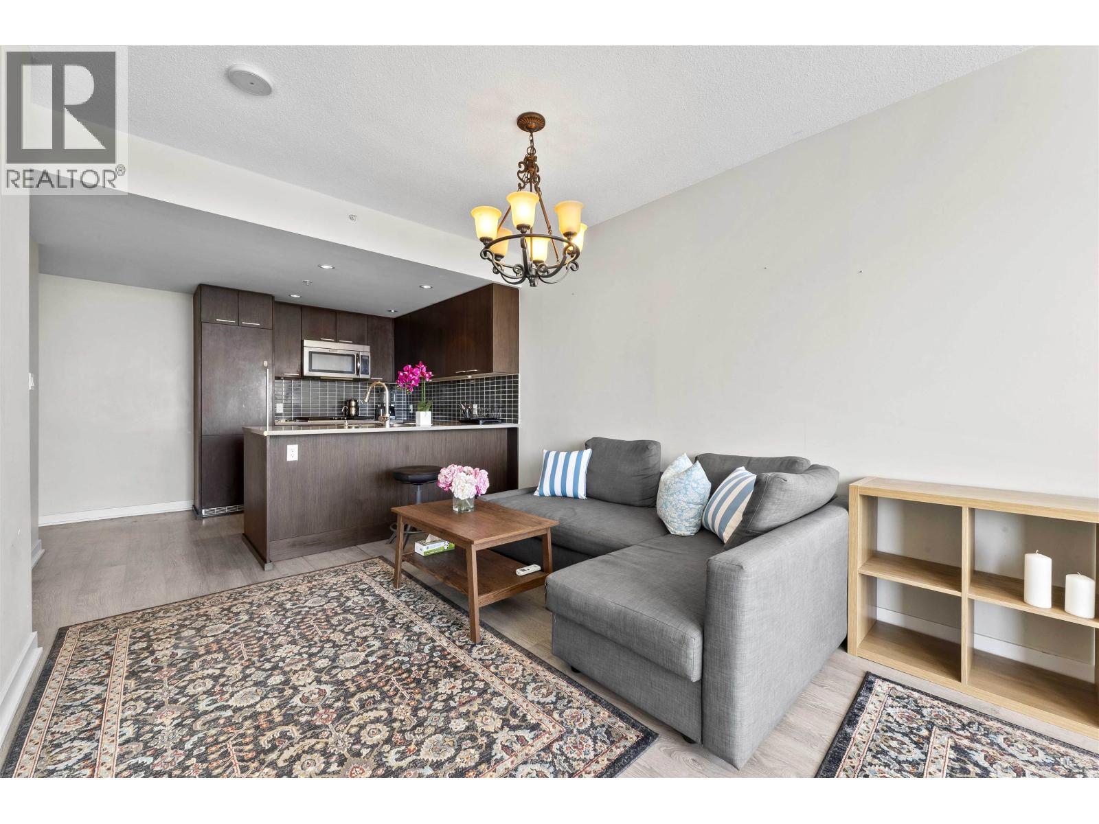 2506 2975 Atlantic Avenue Property Photo 6