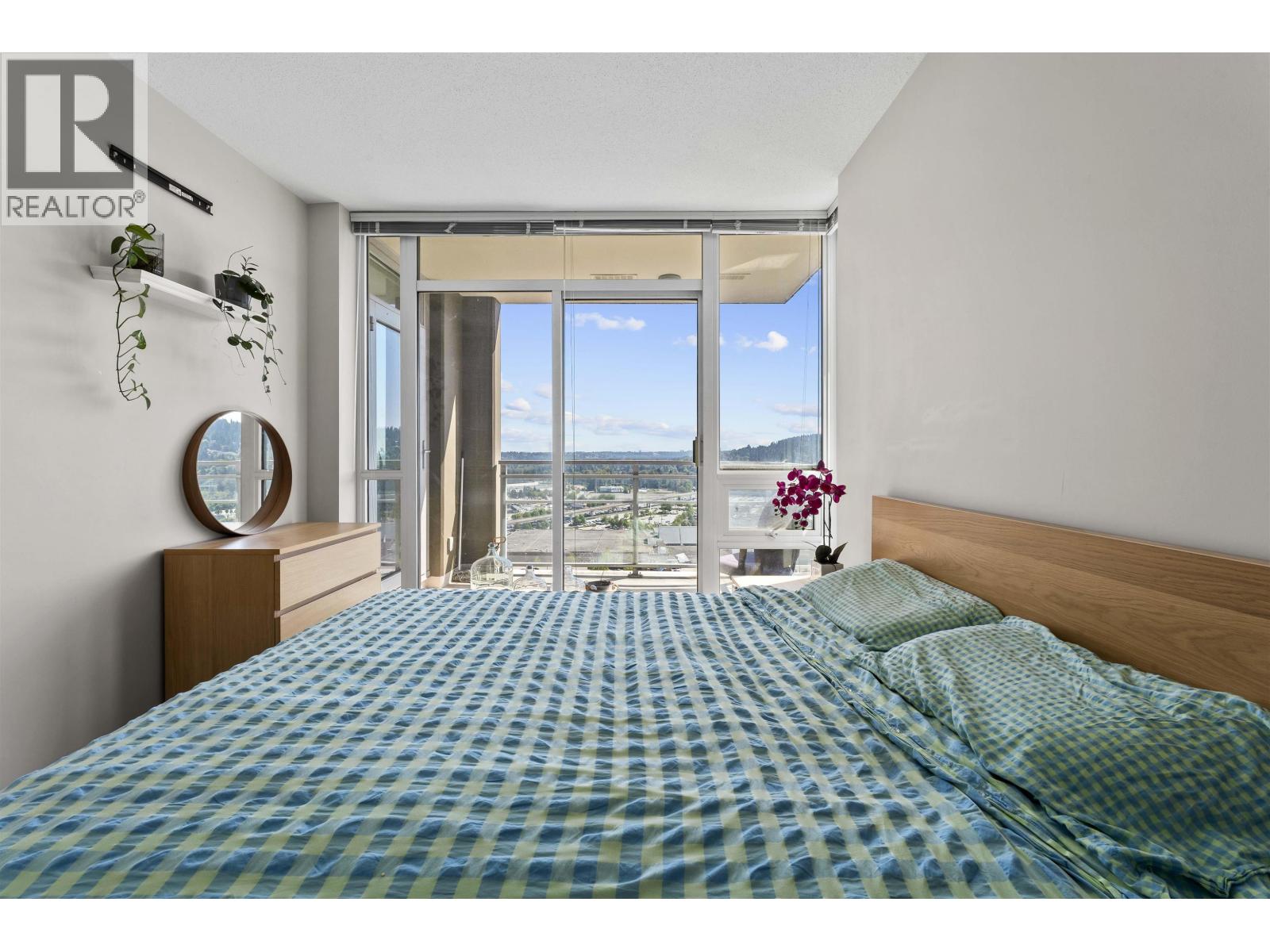 2506 2975 Atlantic Avenue Property Photo 9