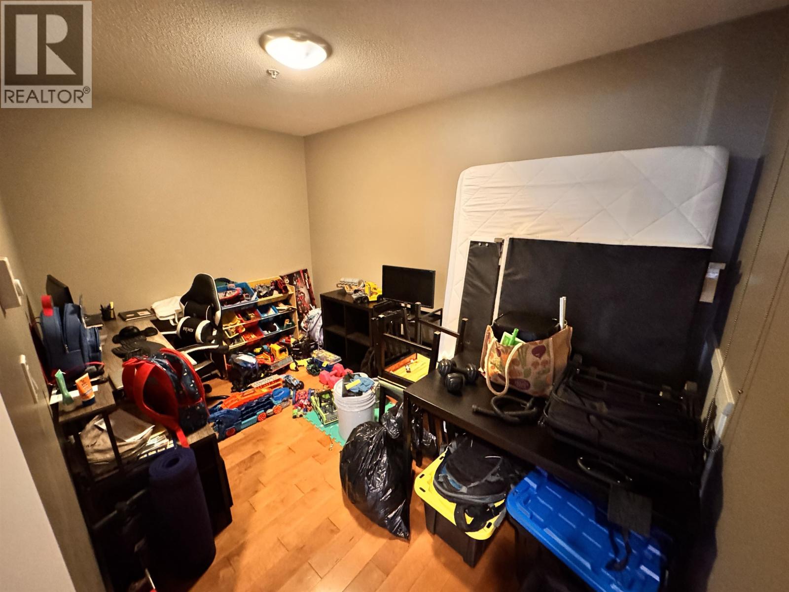 102 7488 Byrnepark Walk Property Photo 4