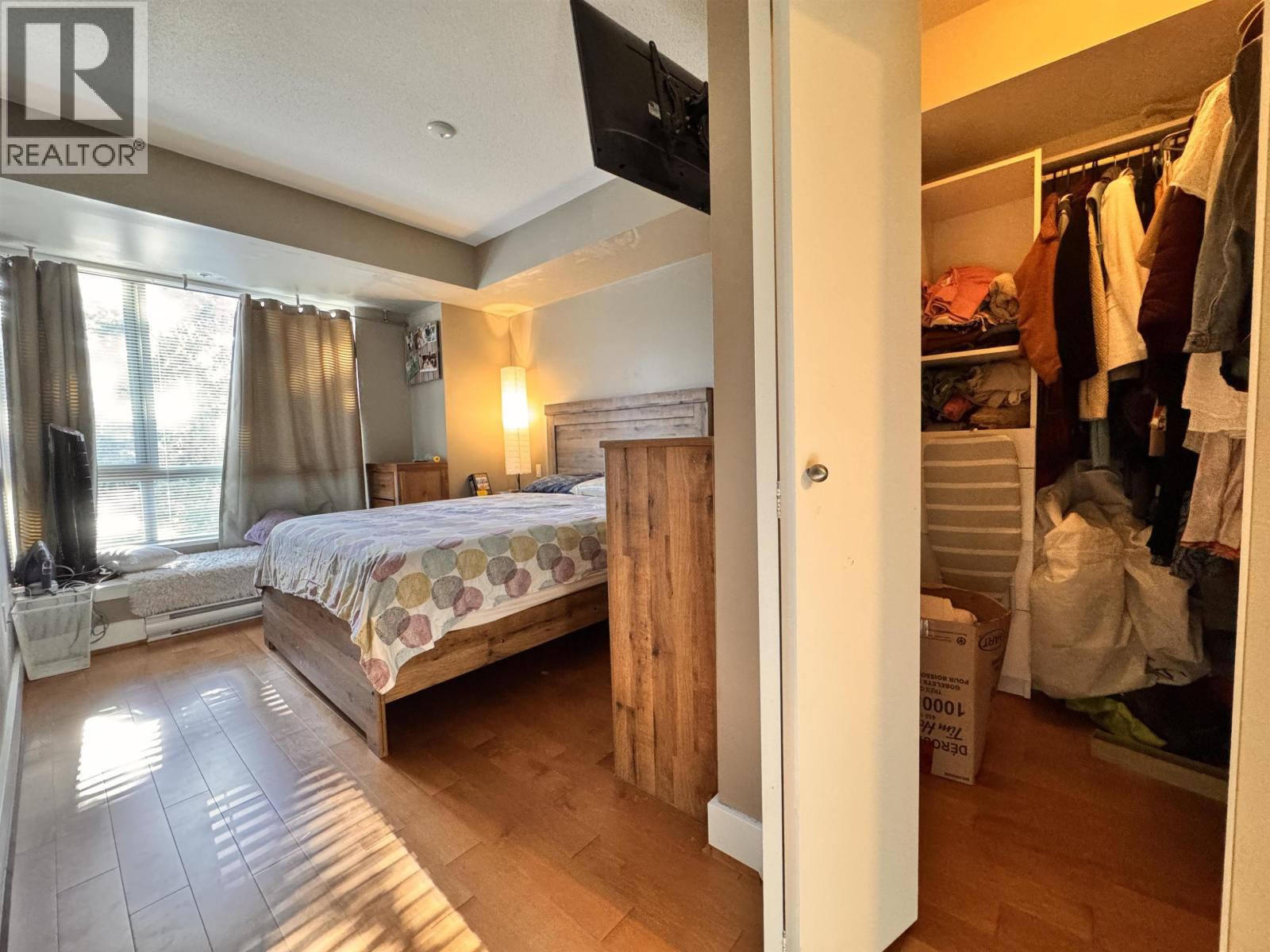 102 7488 Byrnepark Walk Property Photo 6