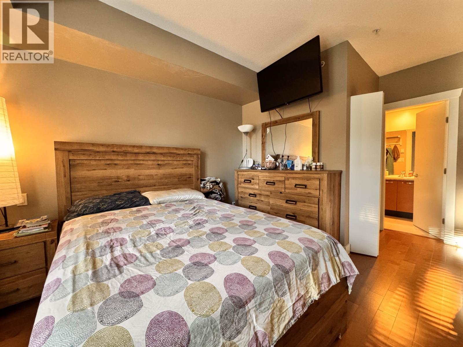 102 7488 Byrnepark Walk Property Photo 7