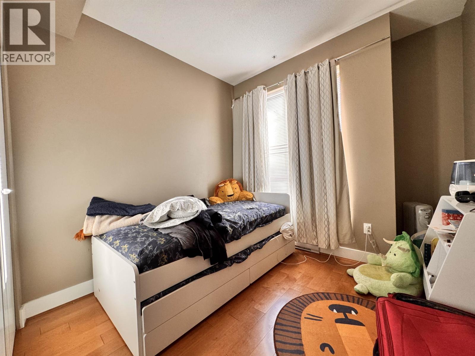 102 7488 Byrnepark Walk Property Photo 8
