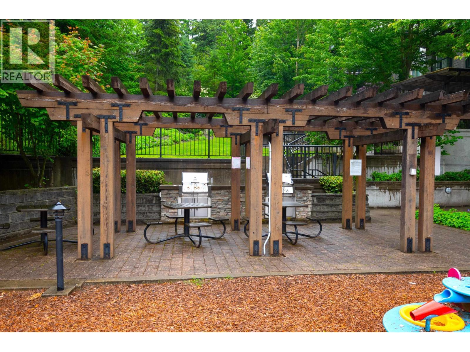 102 7488 Byrnepark Walk Property Photo 15