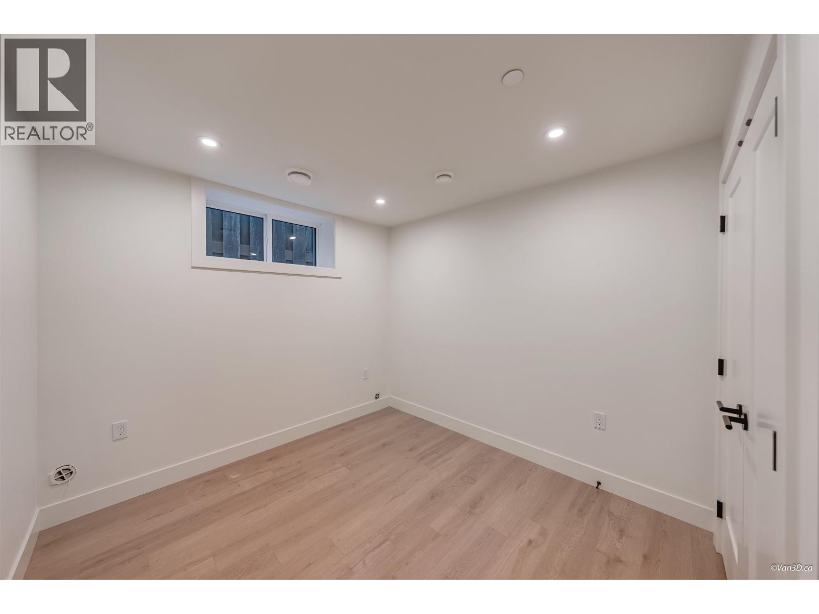 1 6136 Irmin Street Property Photo 16