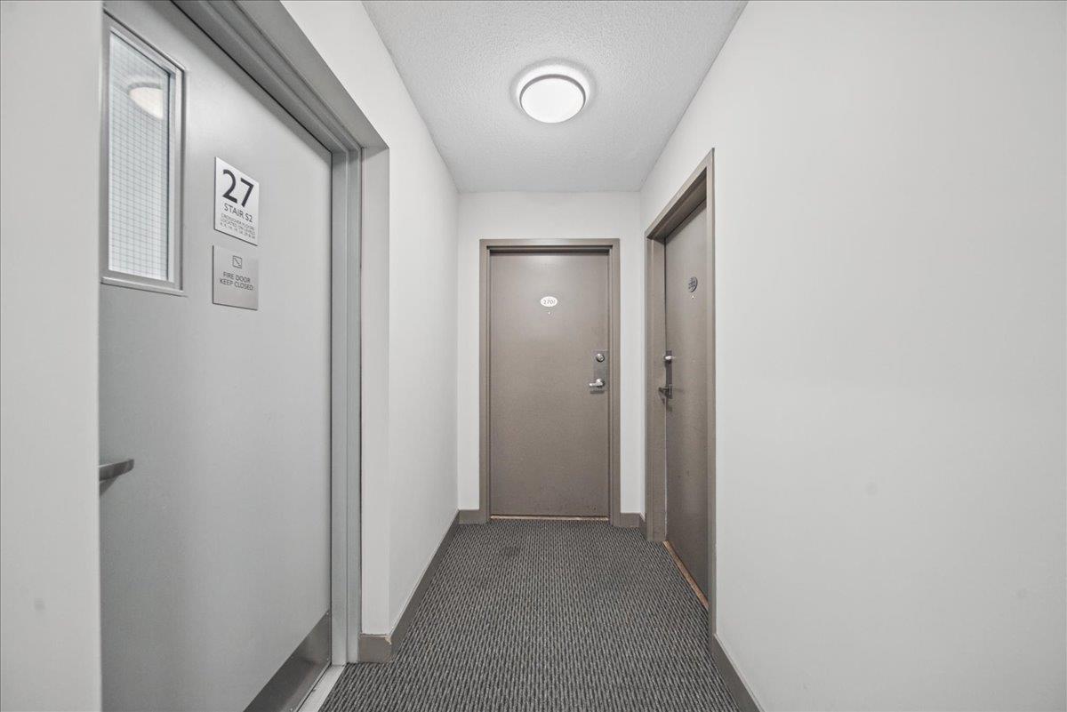 2701 13618 100 Avenue Property Photo 2