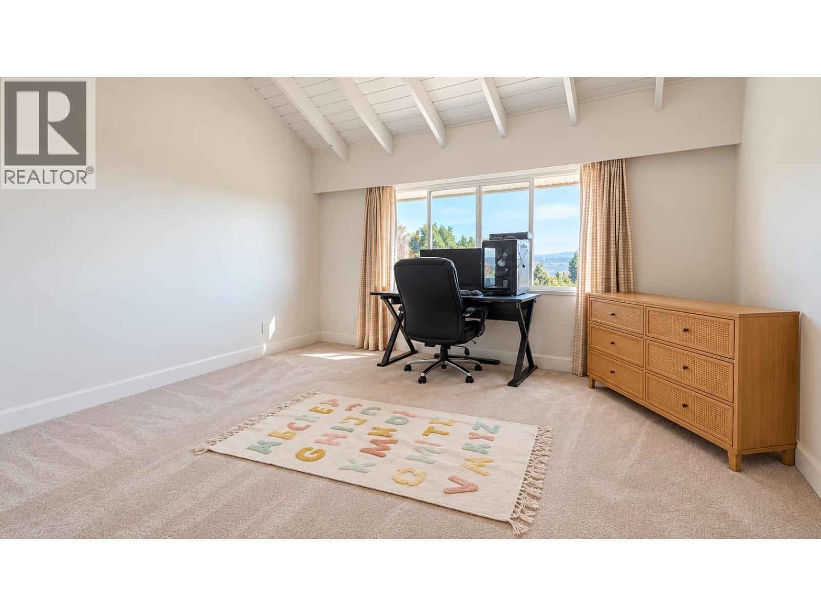 1098 Hillside Road Property Photo 12