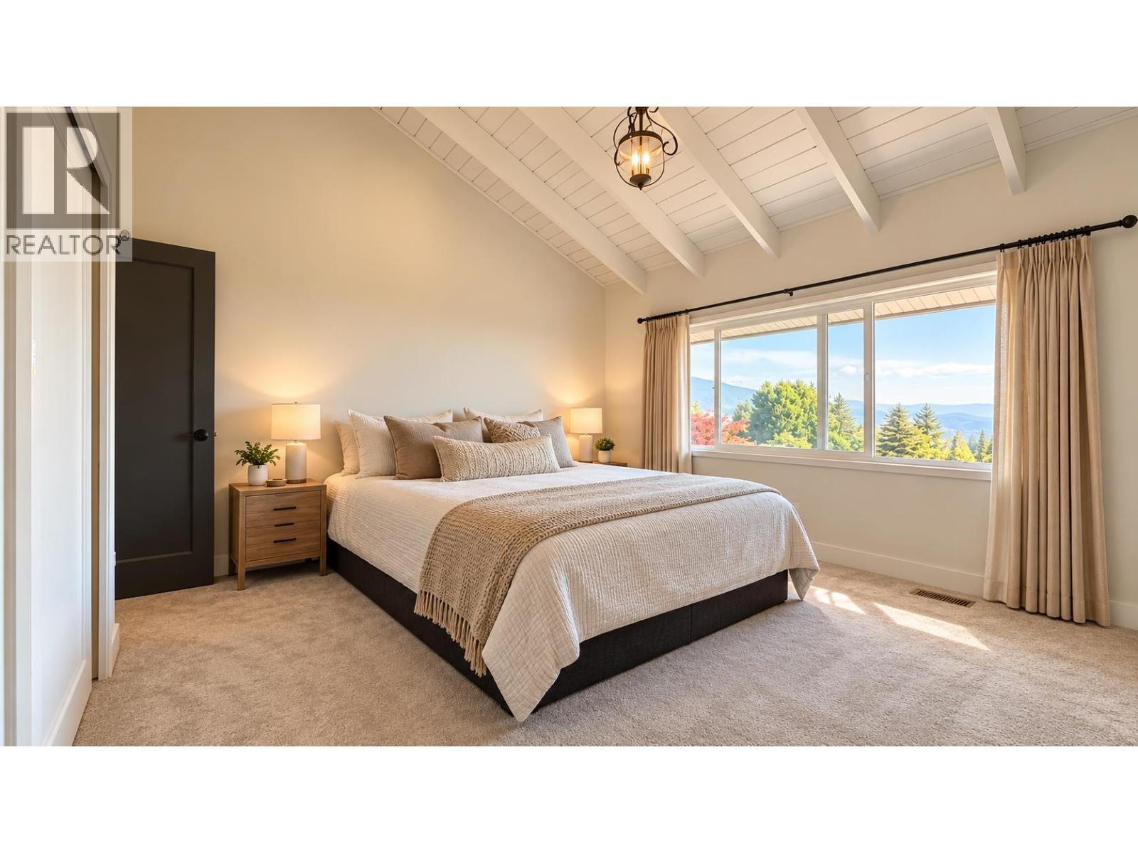 1098 Hillside Road Property Photo 16