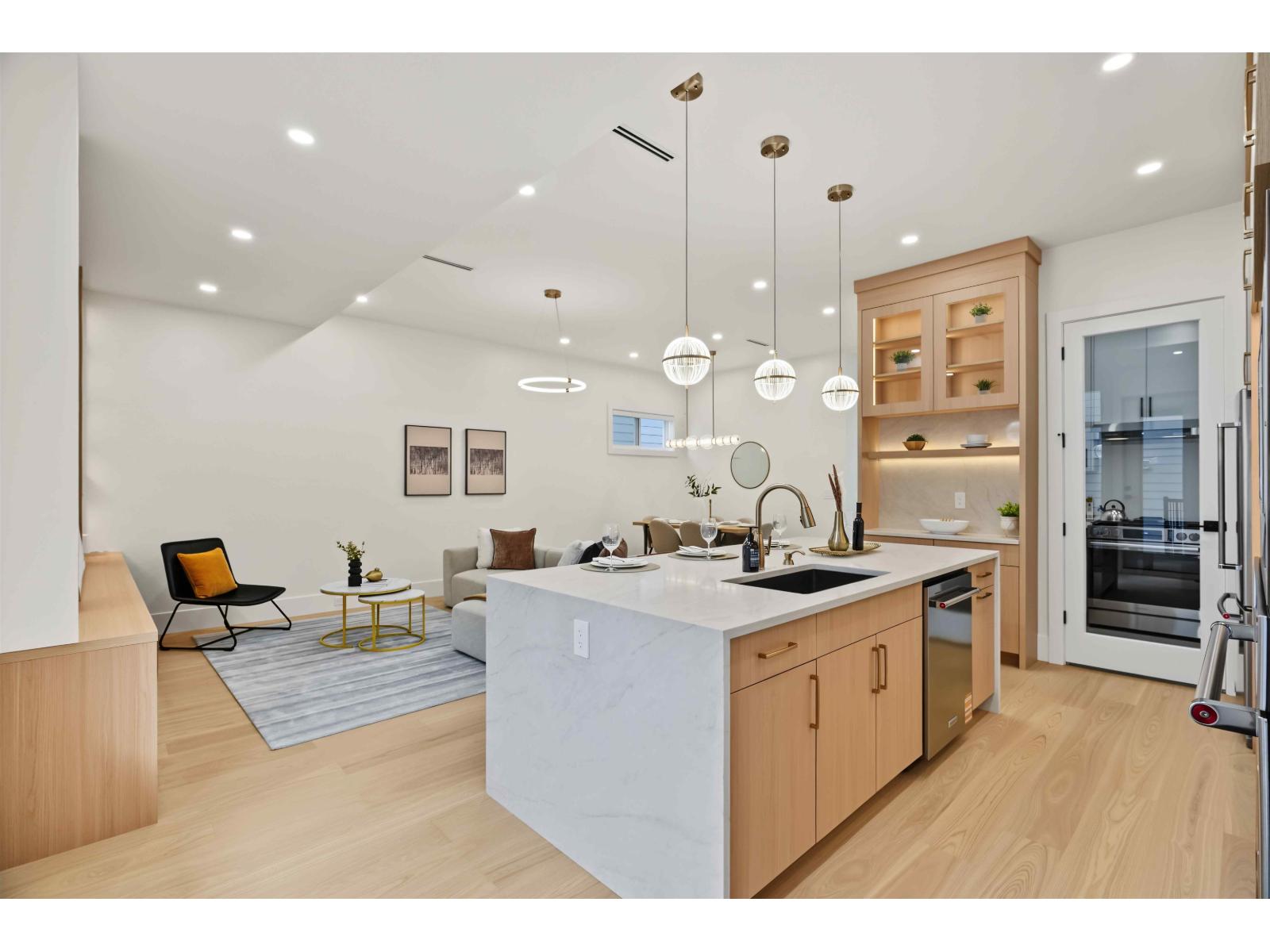 2117 168 Street Property Photo 11