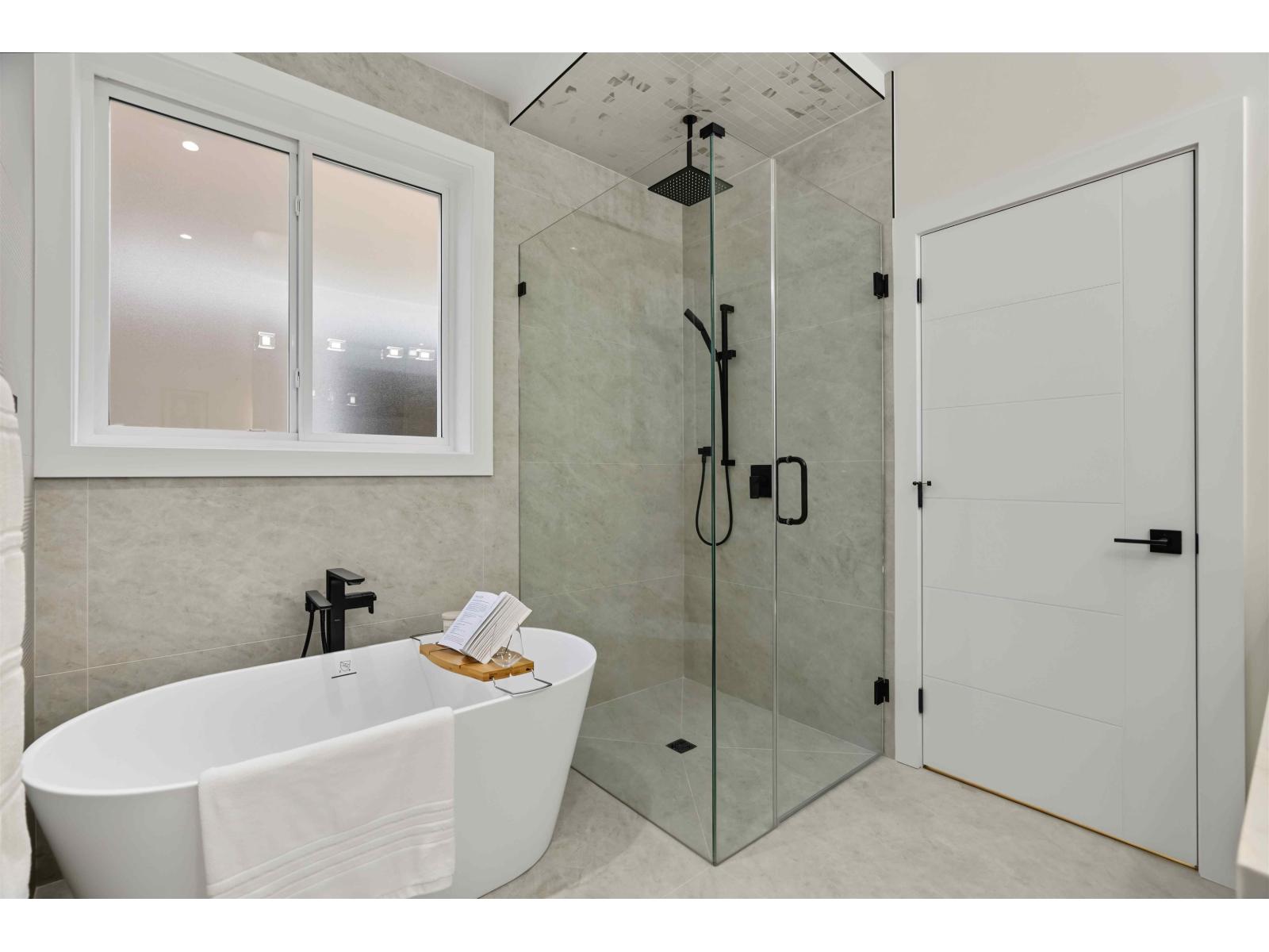 2117 168 Street Property Photo 20