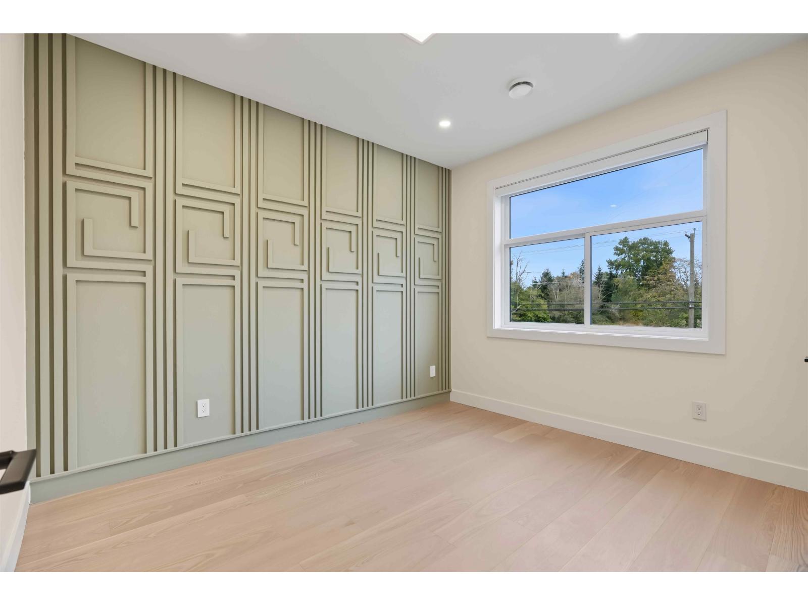 2117 168 Street Property Photo 22