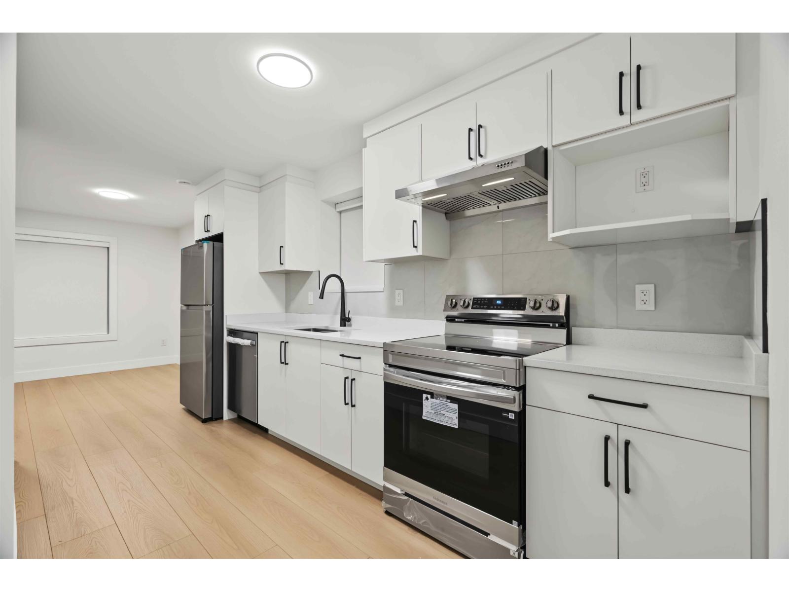 2117 168 Street Property Photo 27