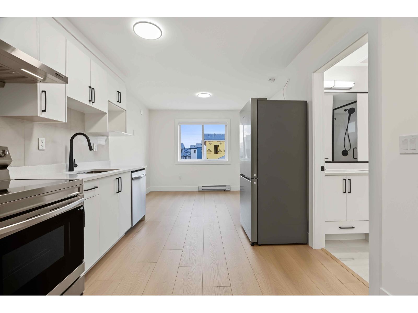 2117 168 Street Property Photo 36