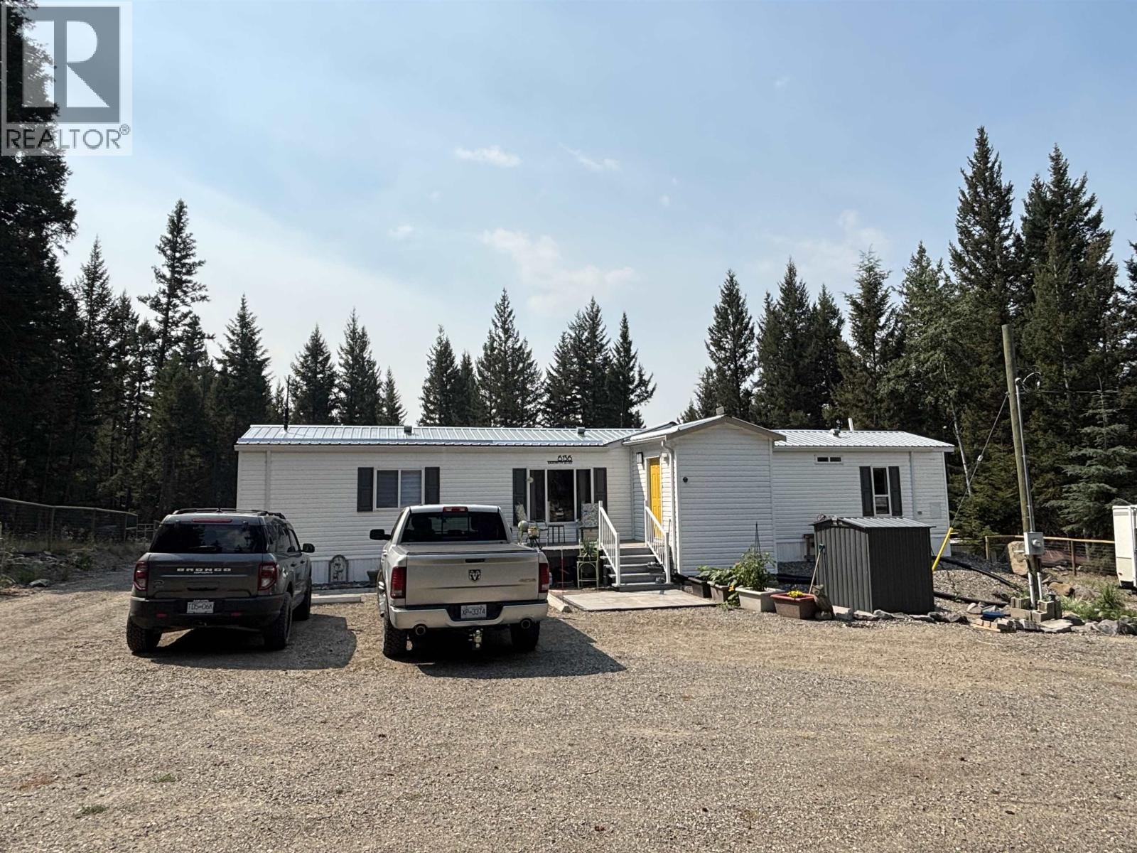 6136 Ranchette Road Property Photo 1
