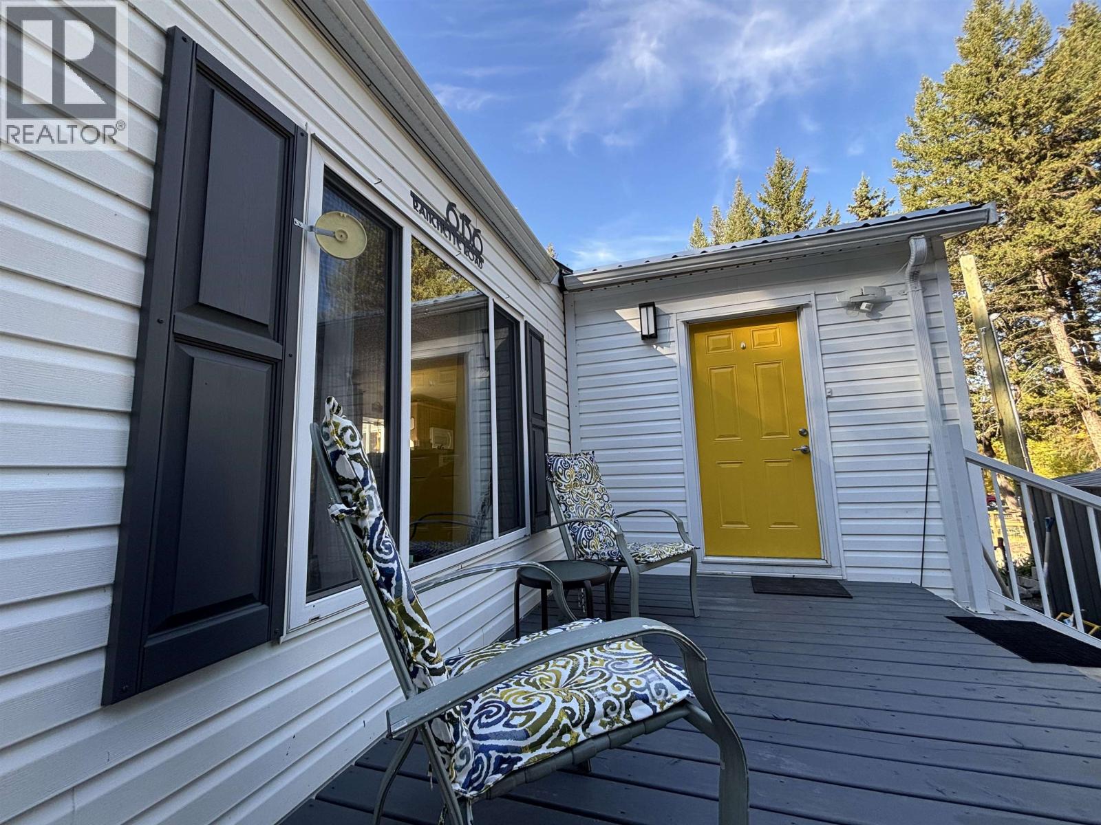 6136 Ranchette Road Property Photo 4