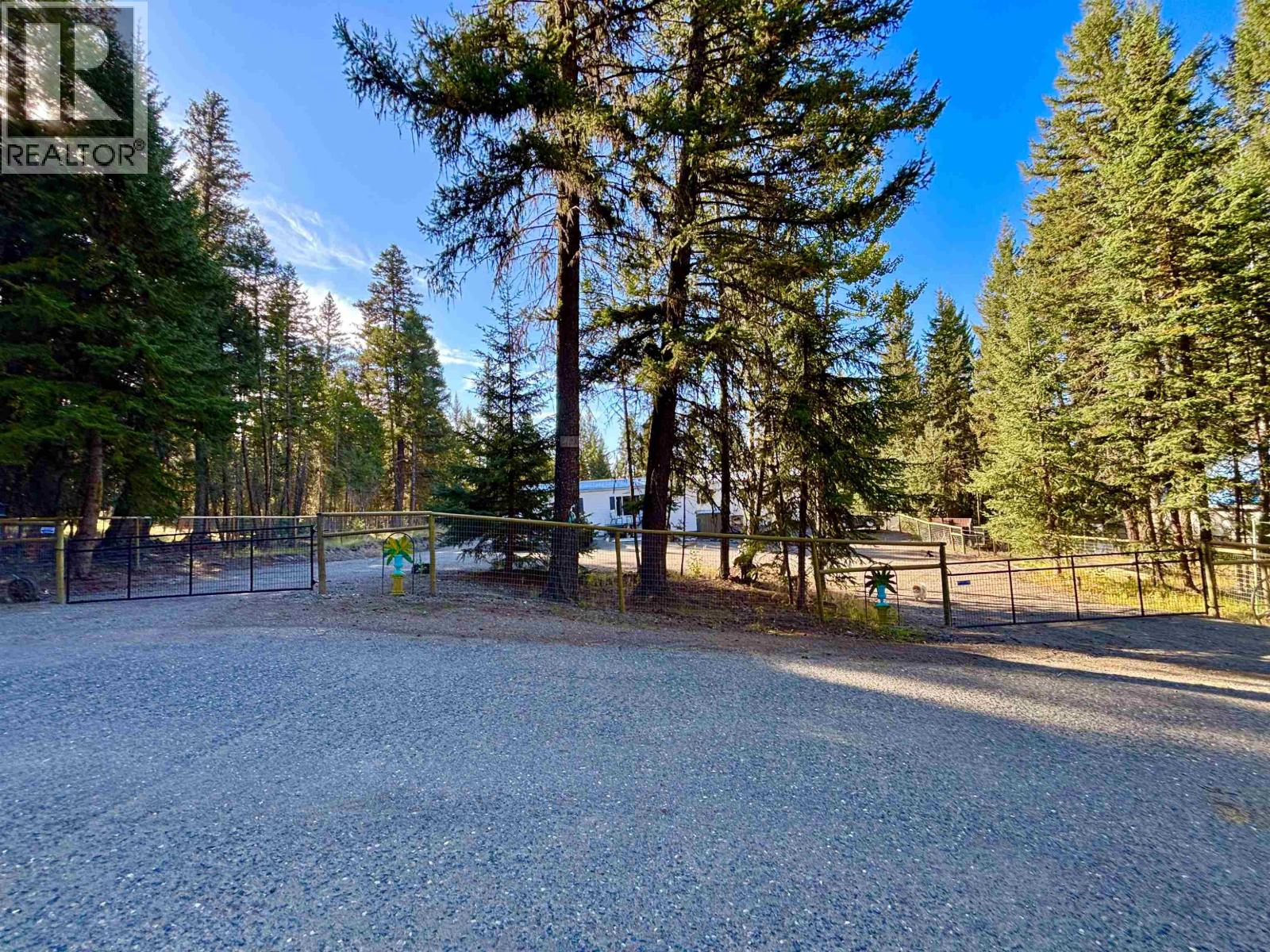 6136 Ranchette Road Property Photo 5