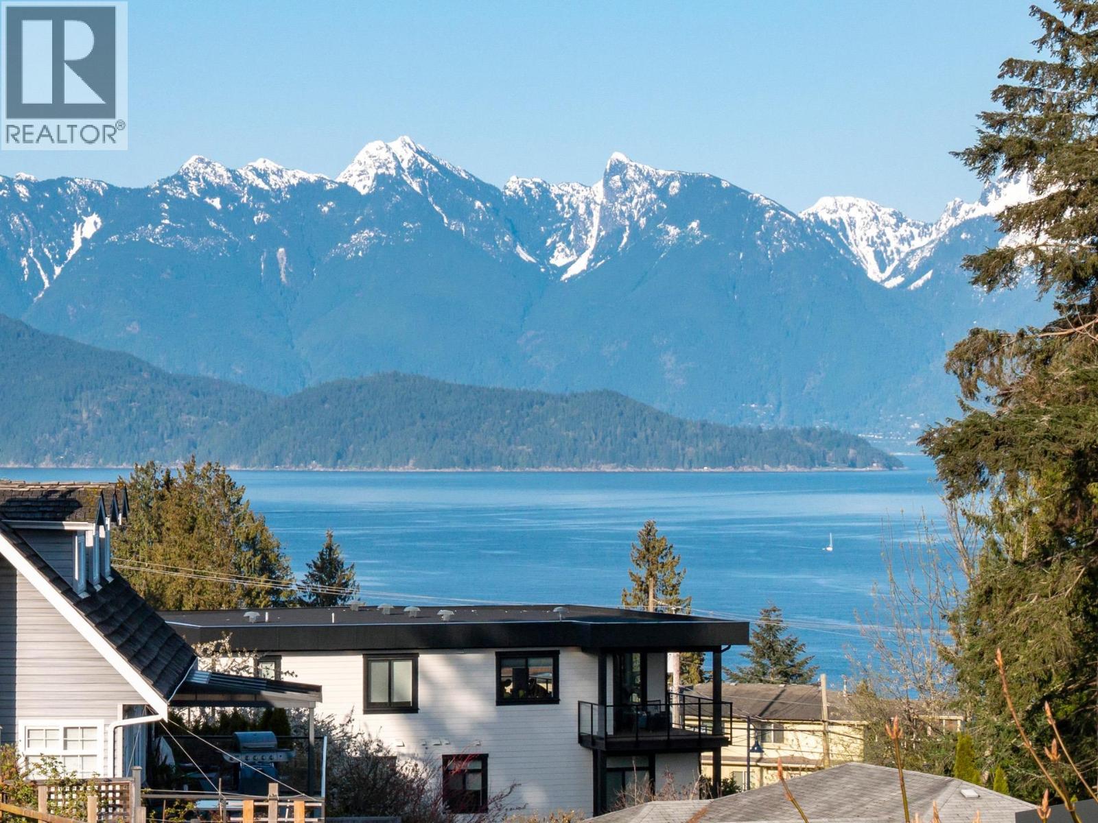 496 Spyglass Place Property Photo 1