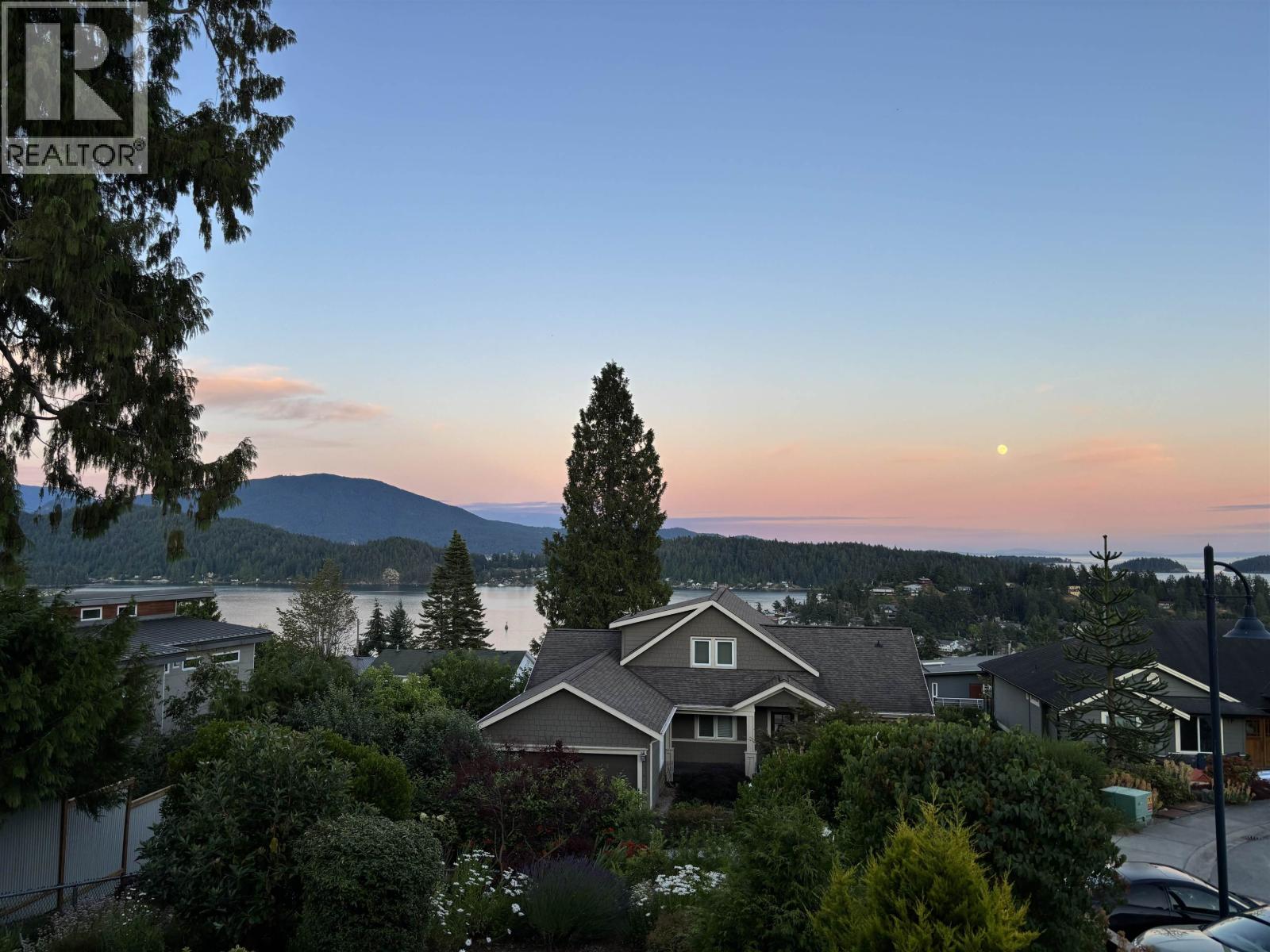 496 Spyglass Place Property Photo 1