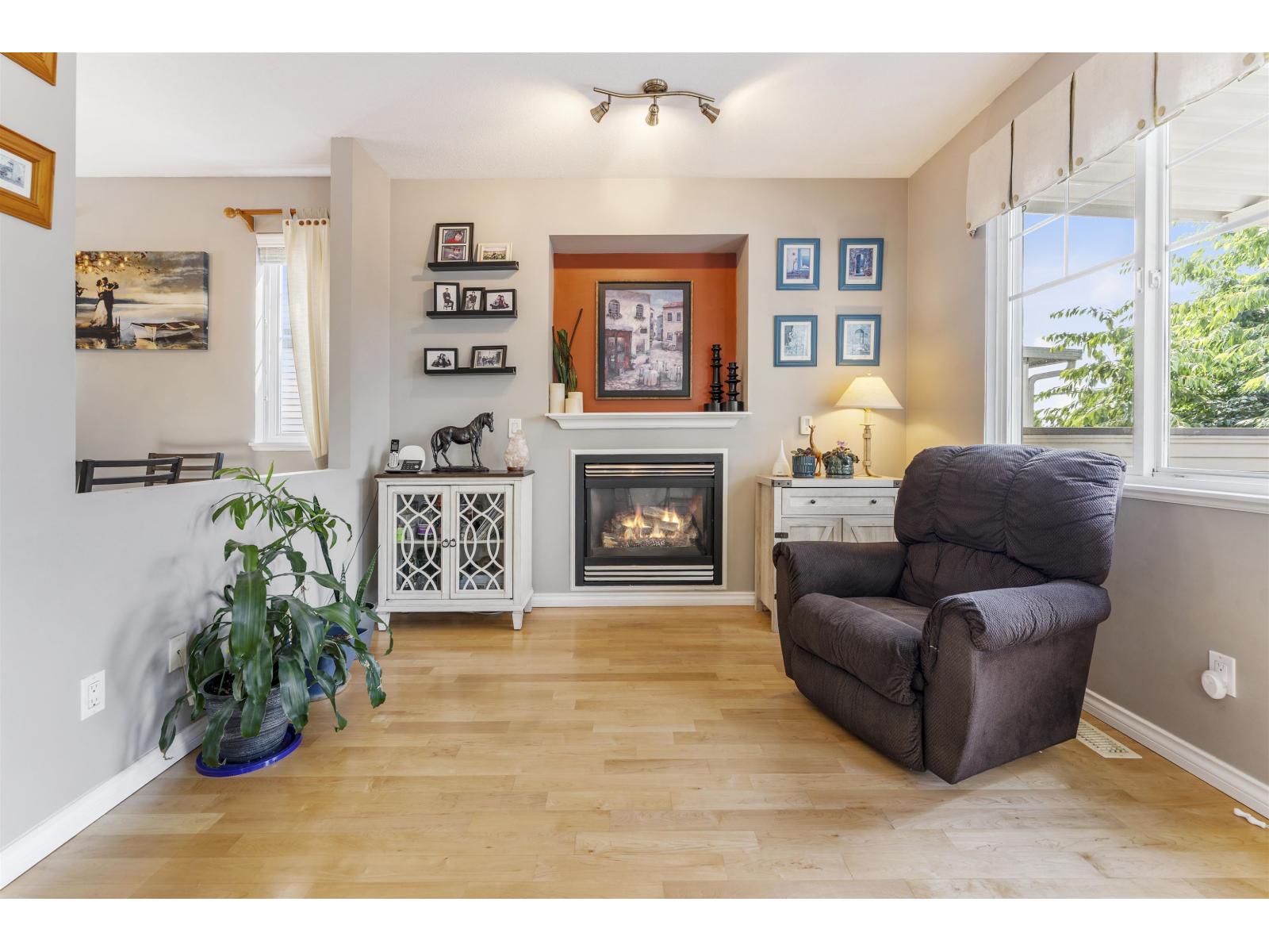 14876 56a Avenue Property Photo 14