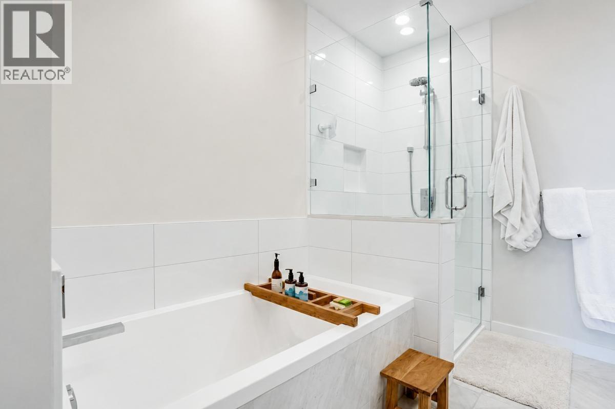 705 4168 Lougheed Highway Property Photo 16