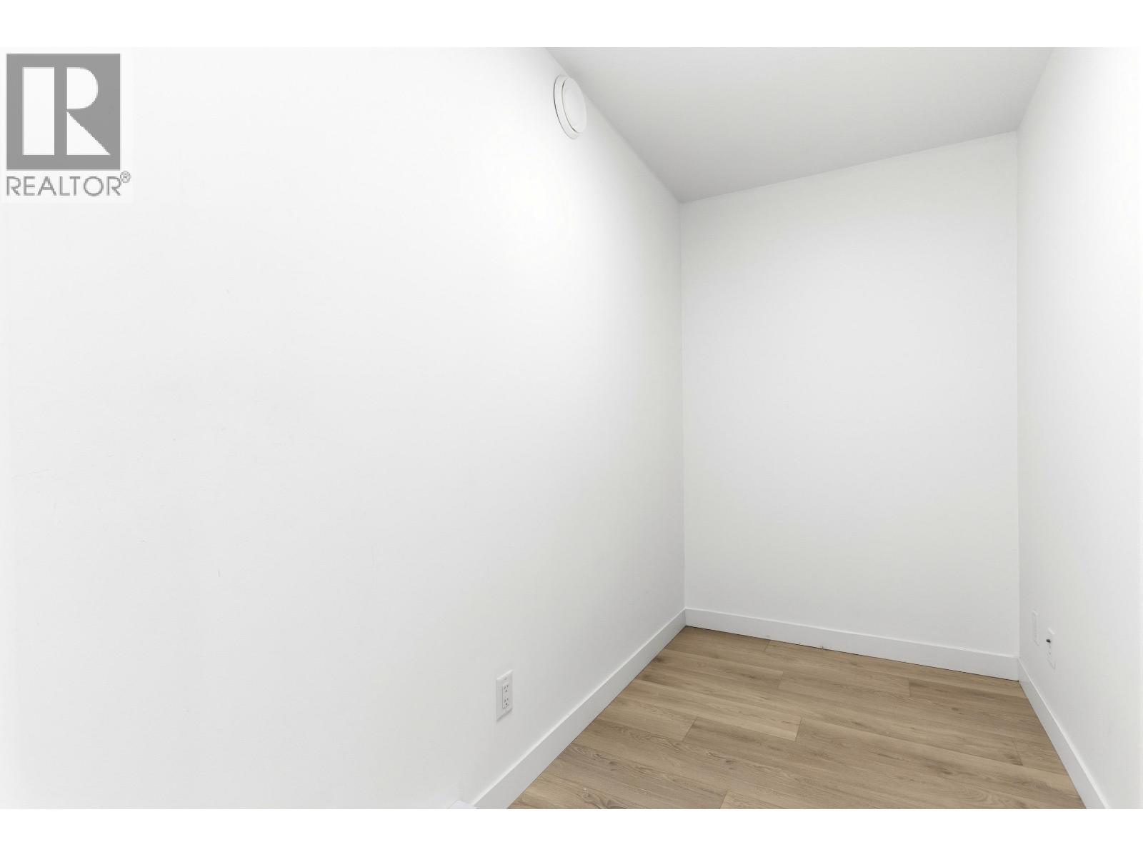 509 1365 Pemberton Avenue Property Photo 11