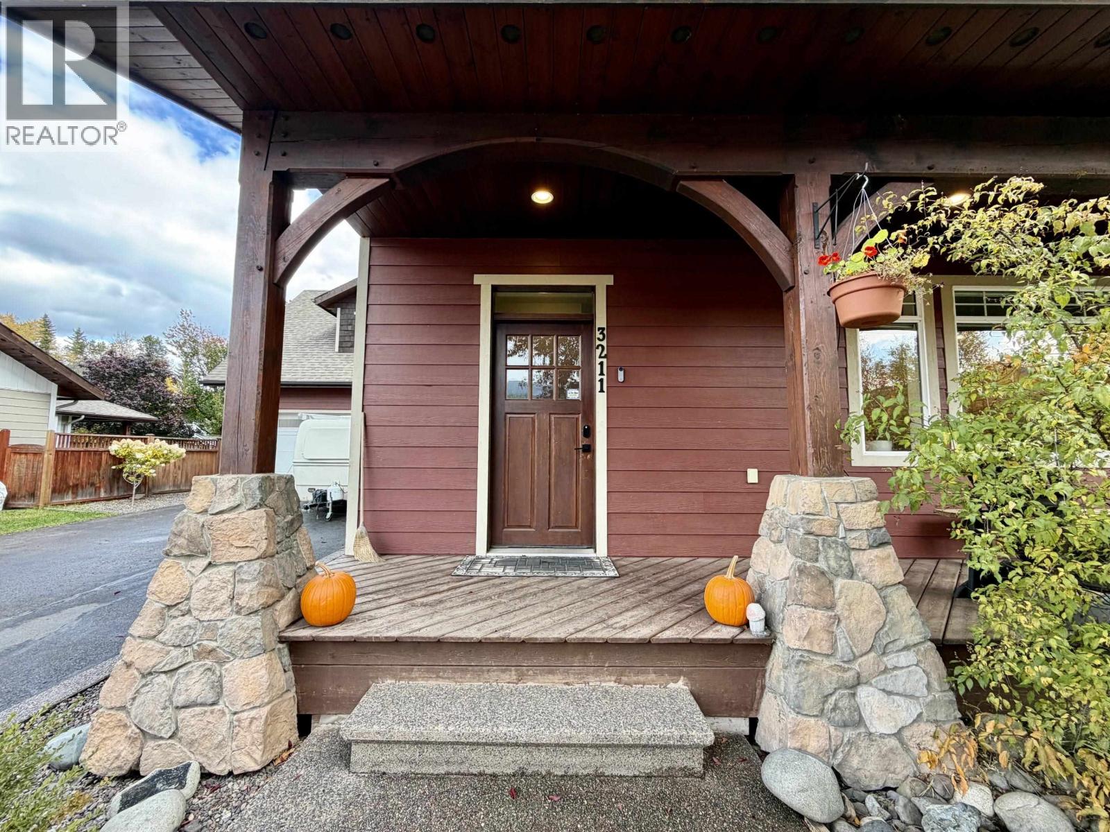 3211 Turner Way Property Photo 4