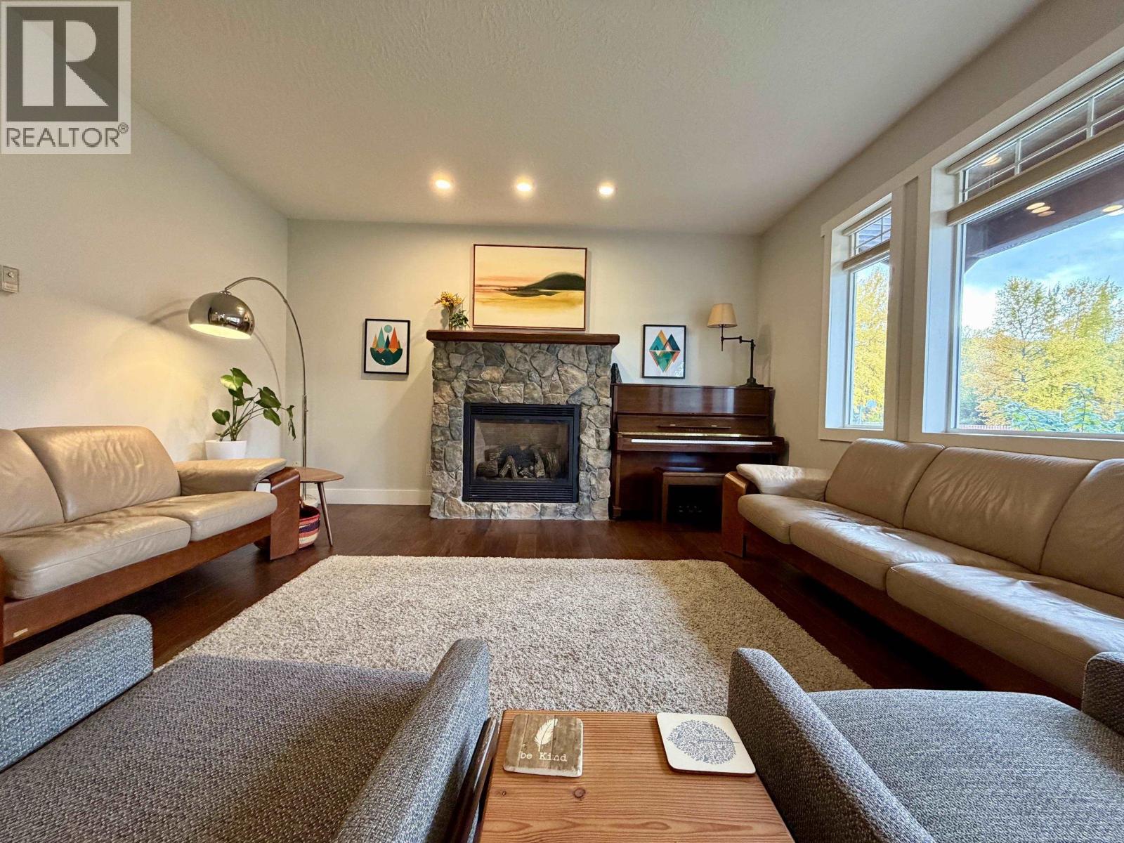 3211 Turner Way Property Photo 8