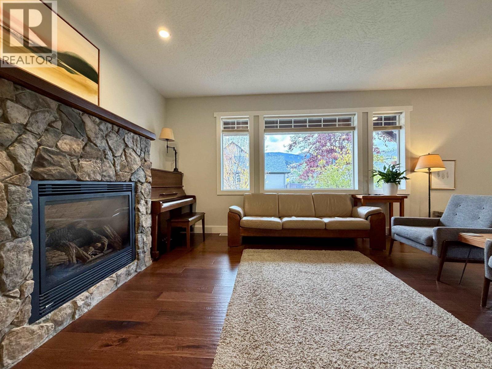 3211 Turner Way Property Photo 9