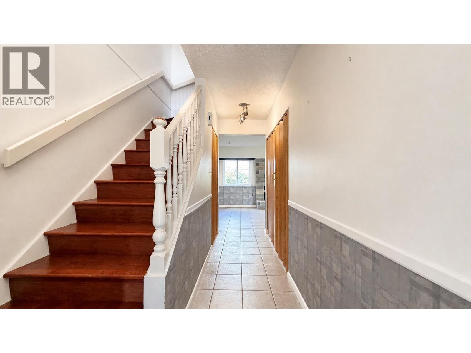 143 3031 Williams Road Property Photo 16